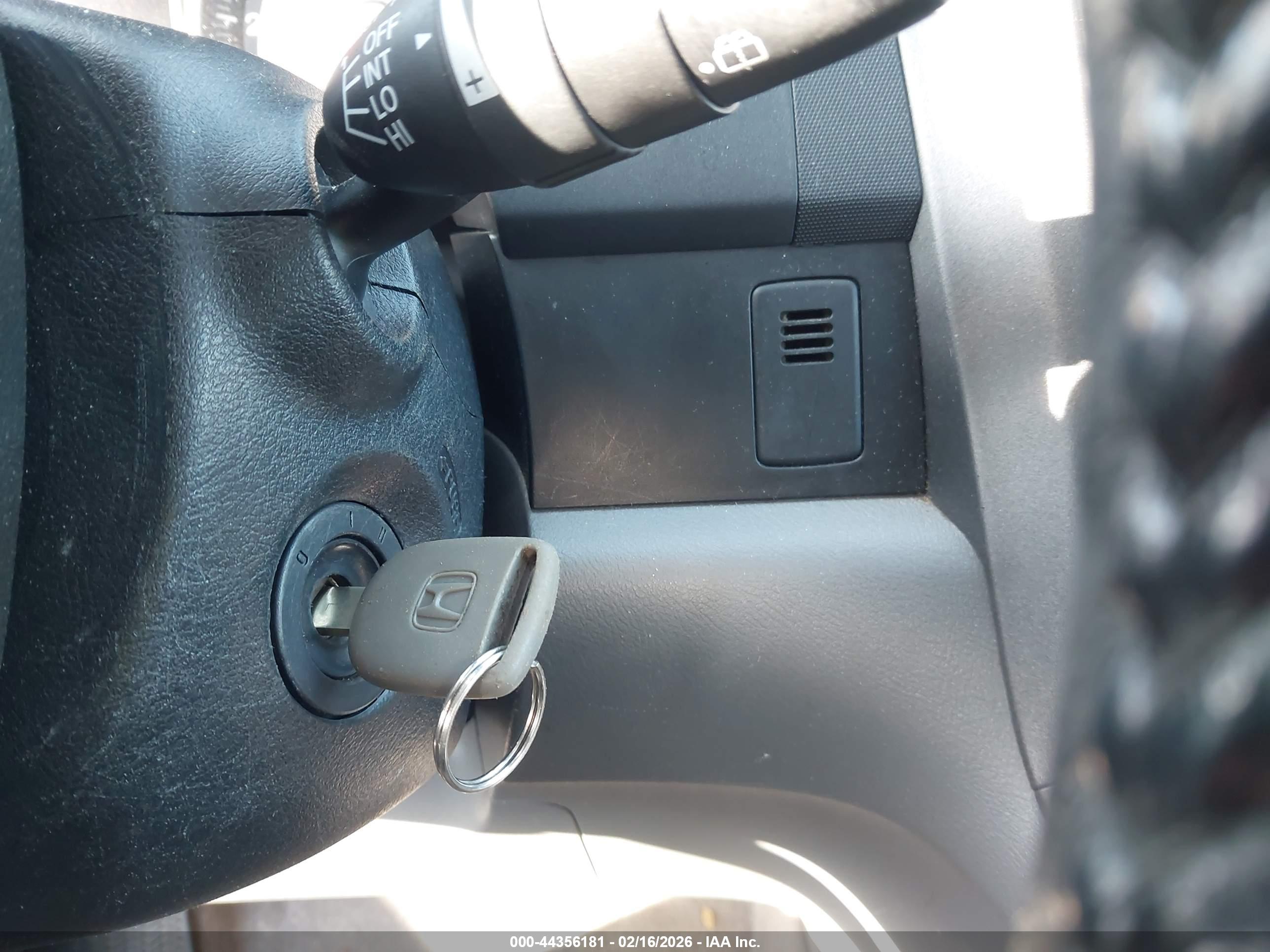 HONDA CR-V image 11