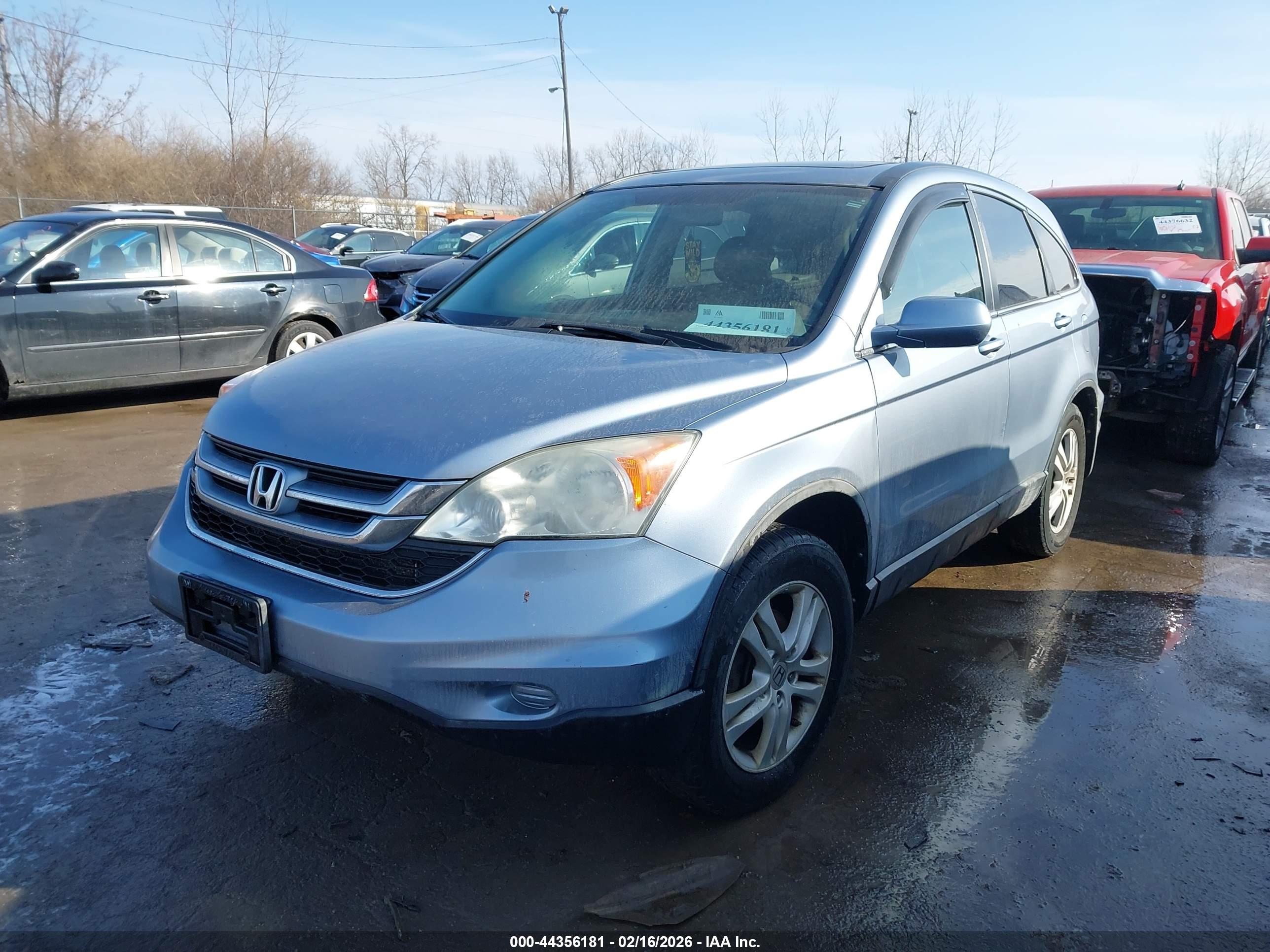 HONDA CR-V image 2