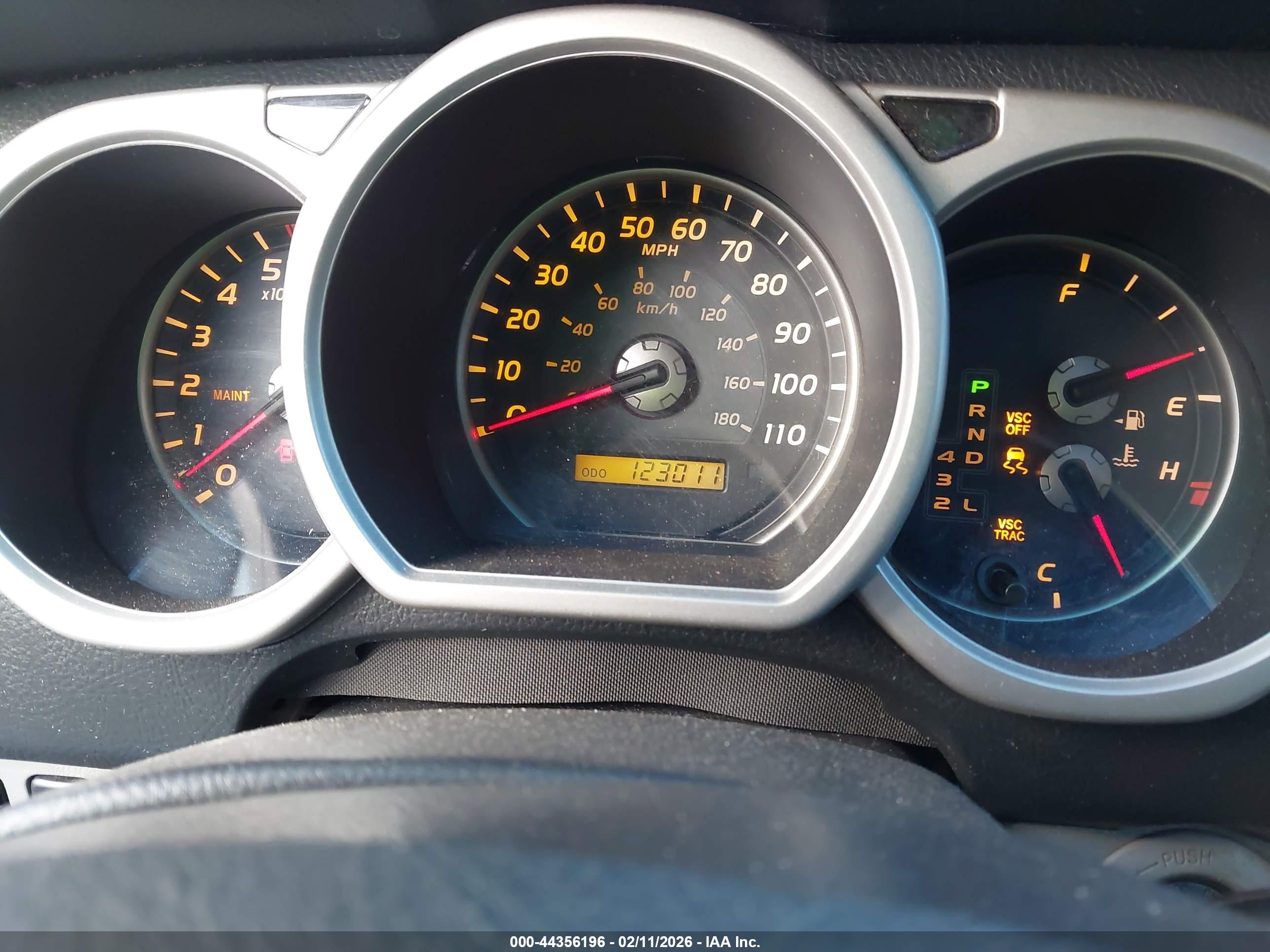 TOYOTA 4RUNNER image 7