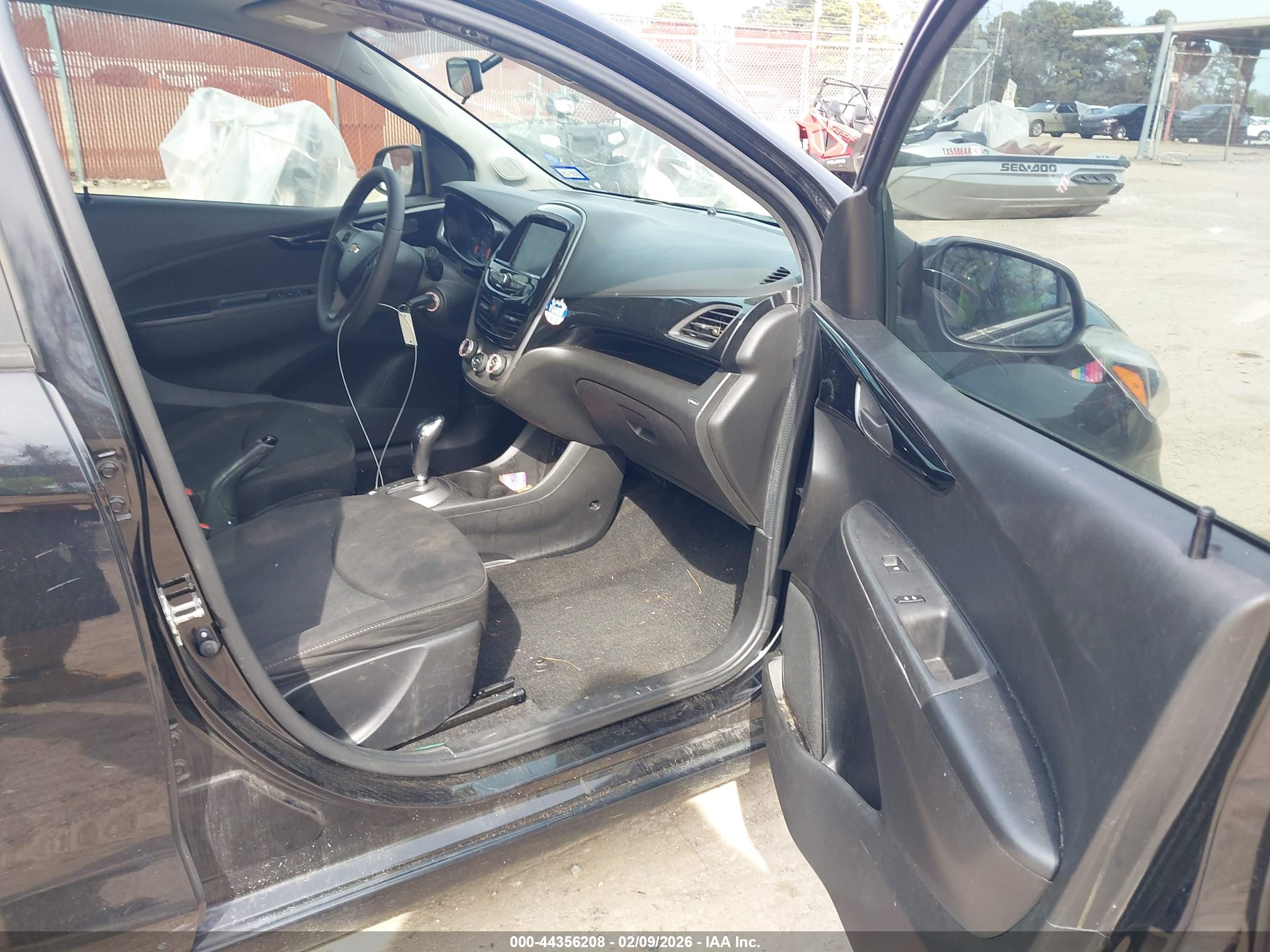 CHEVROLET SPARK image 5