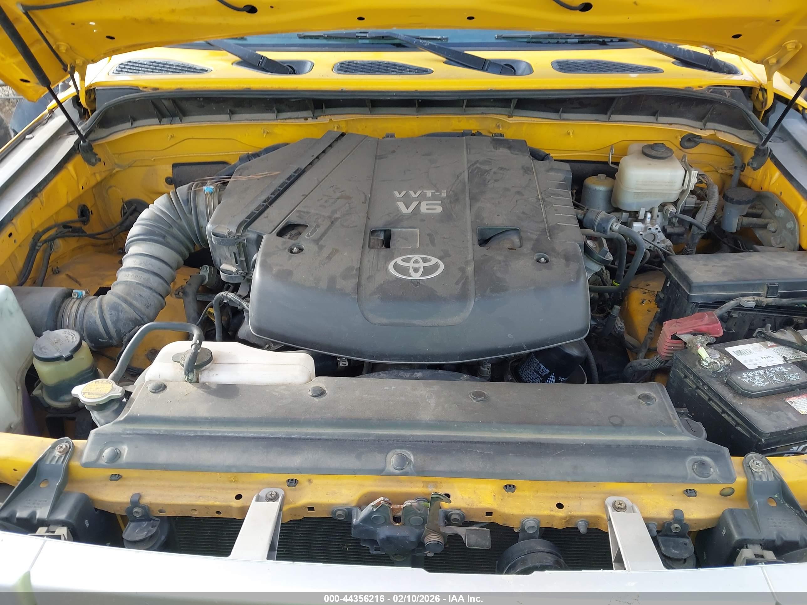 TOYOTA FJ image 10