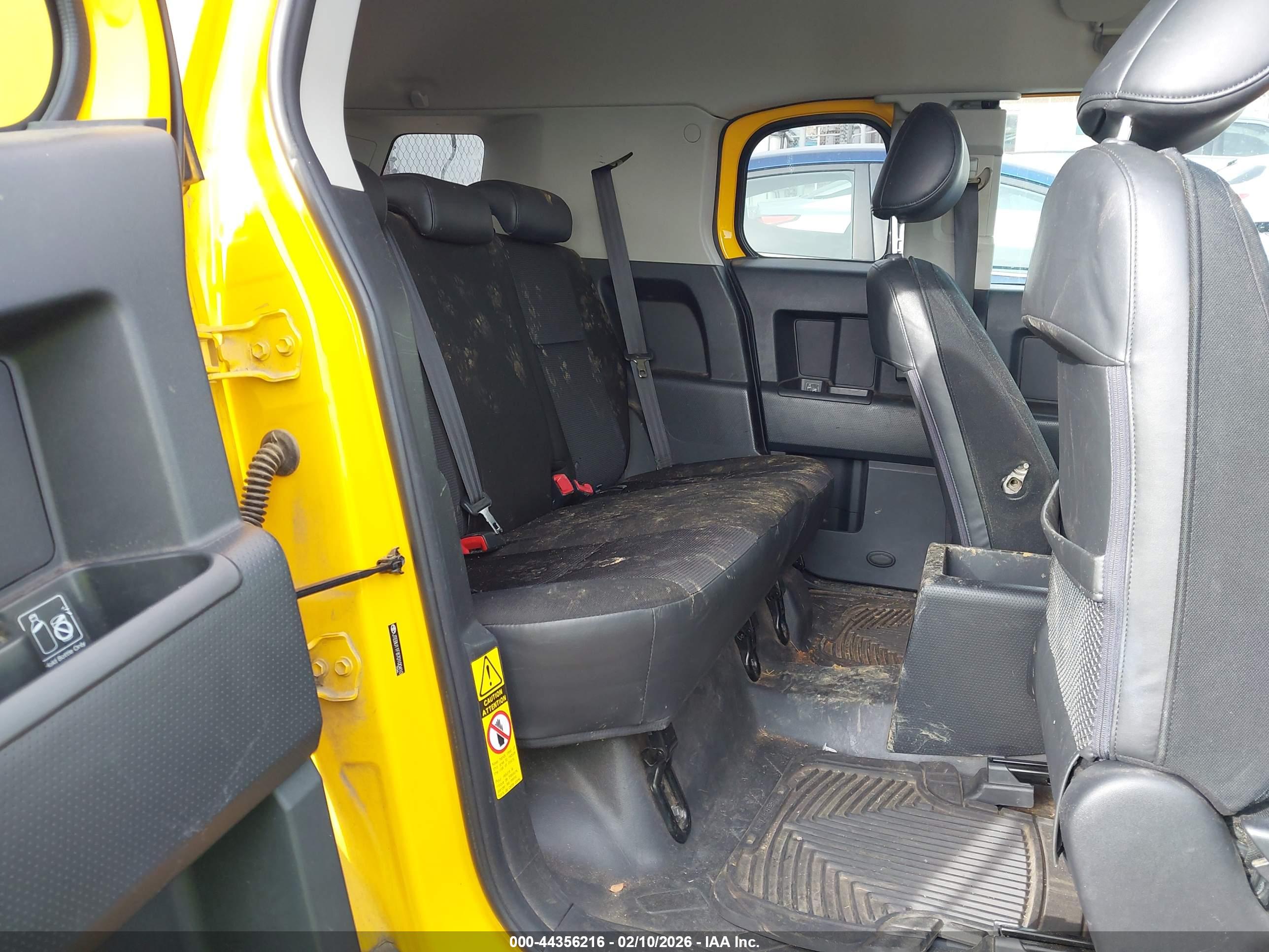 TOYOTA FJ image 8