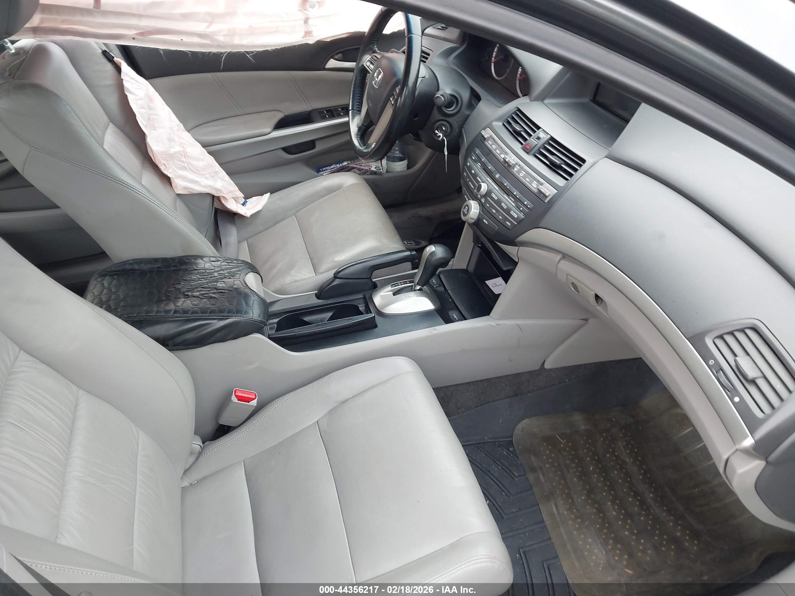 HONDA ACCORD image 5