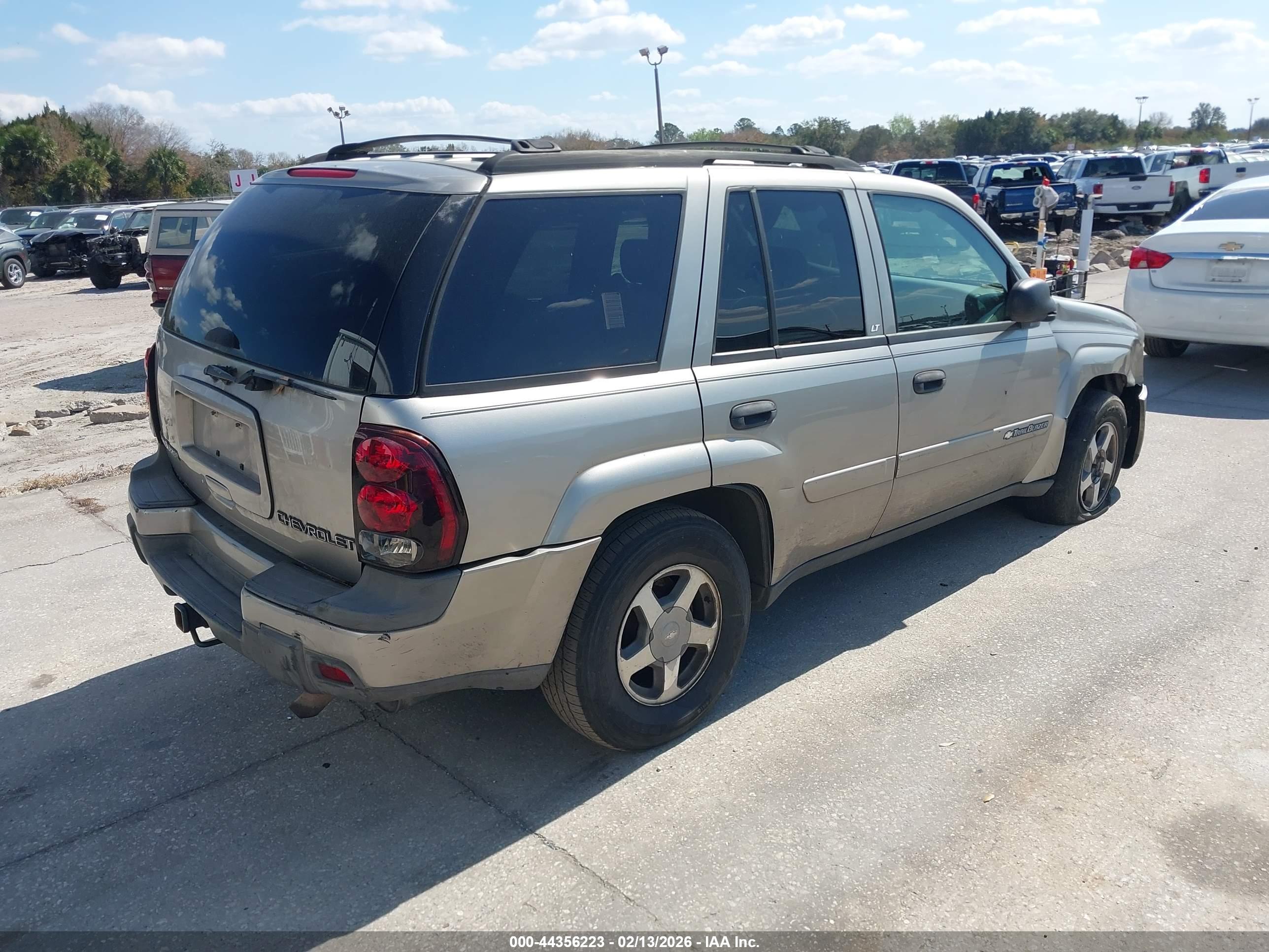 CHEVROLET TRAILBLAZER image 4