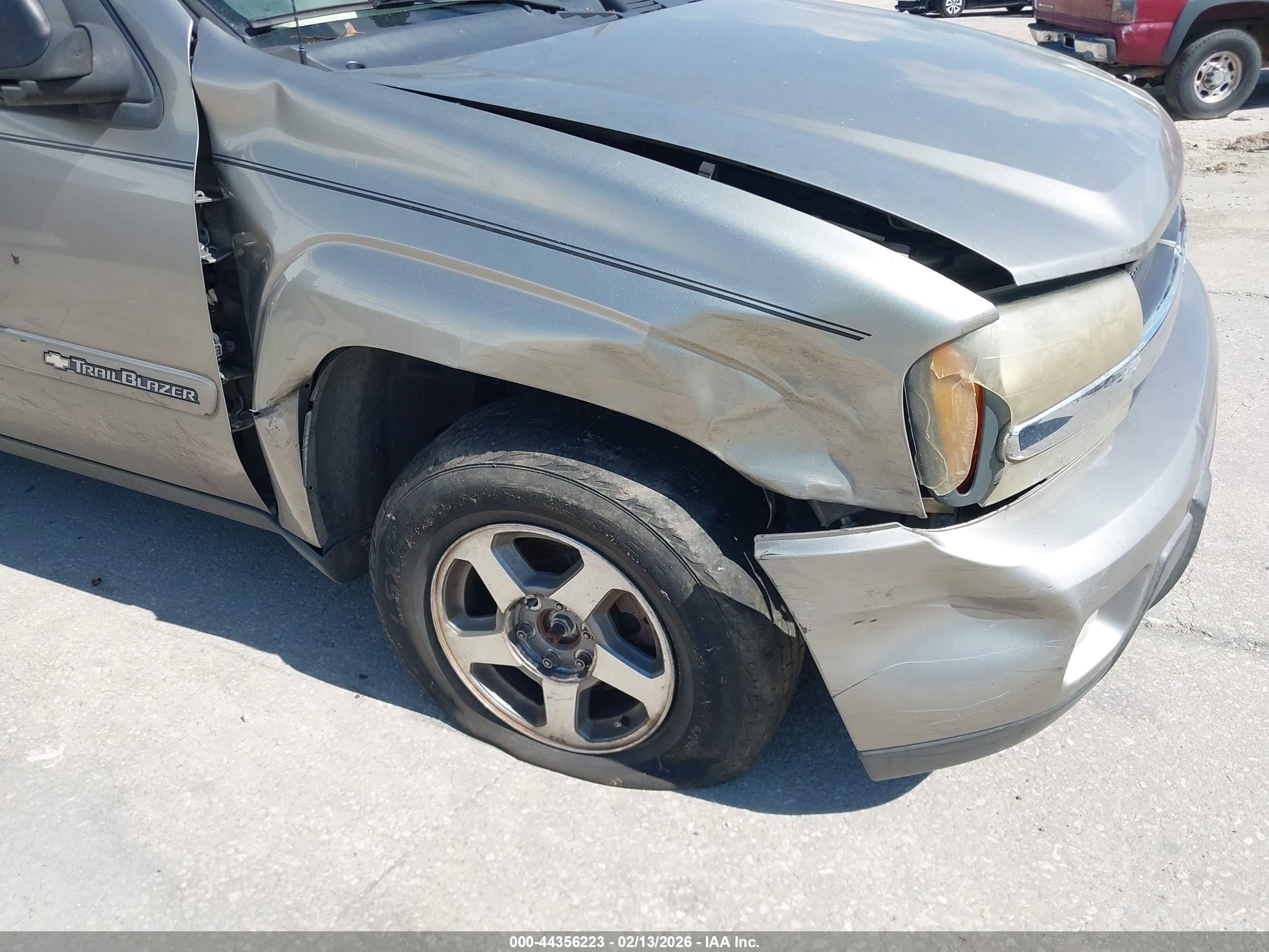 CHEVROLET TRAILBLAZER image 6