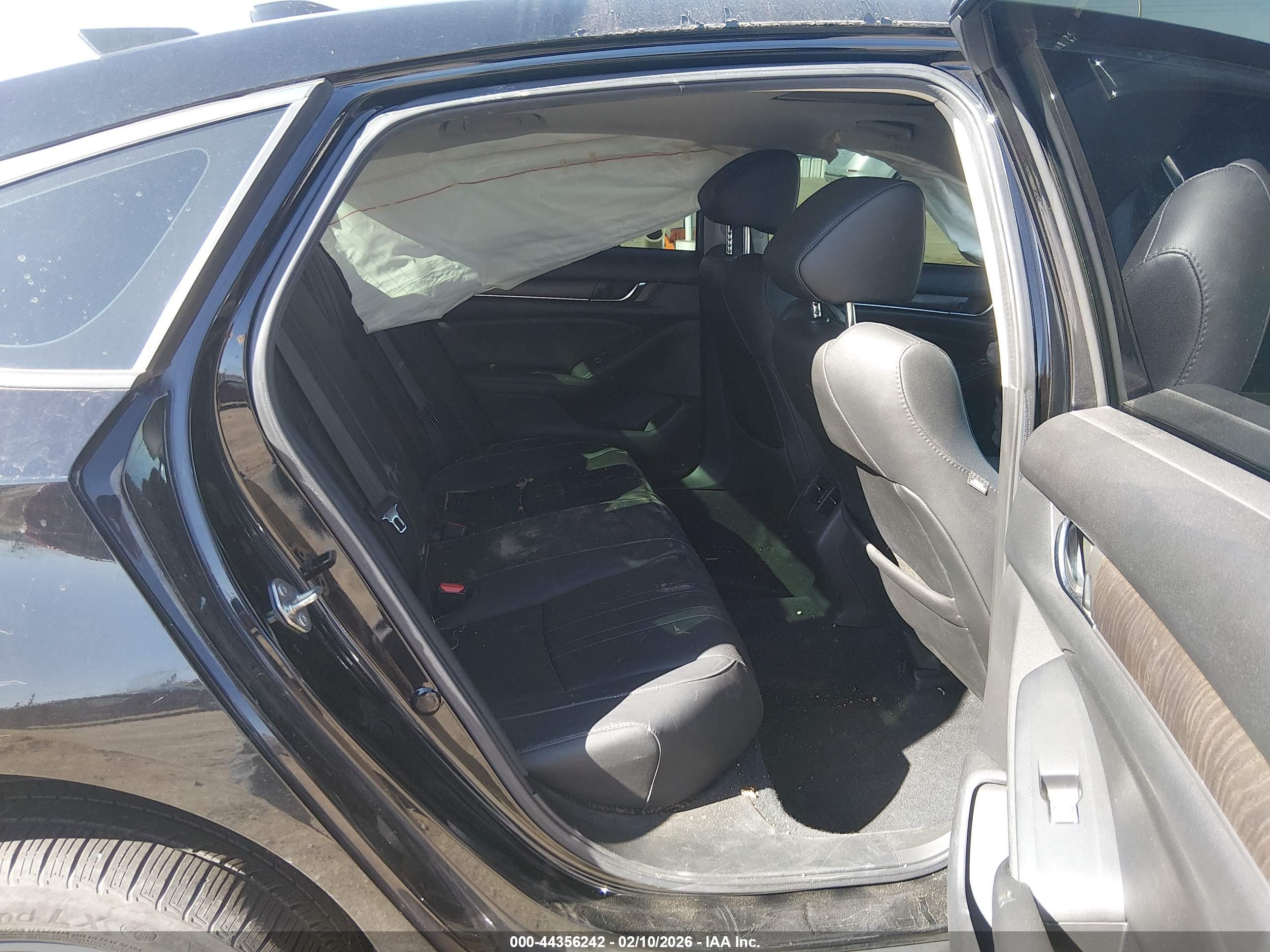 HONDA ACCORD image 8