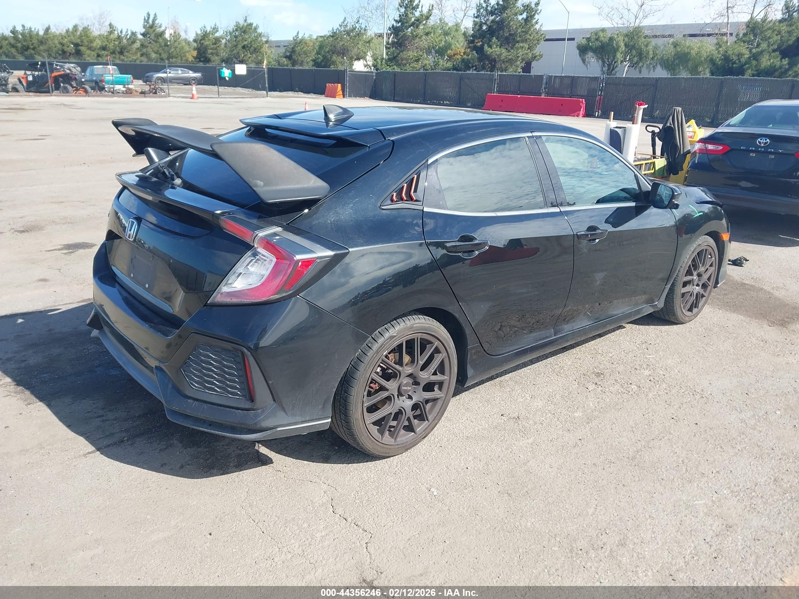 HONDA CIVIC image 4
