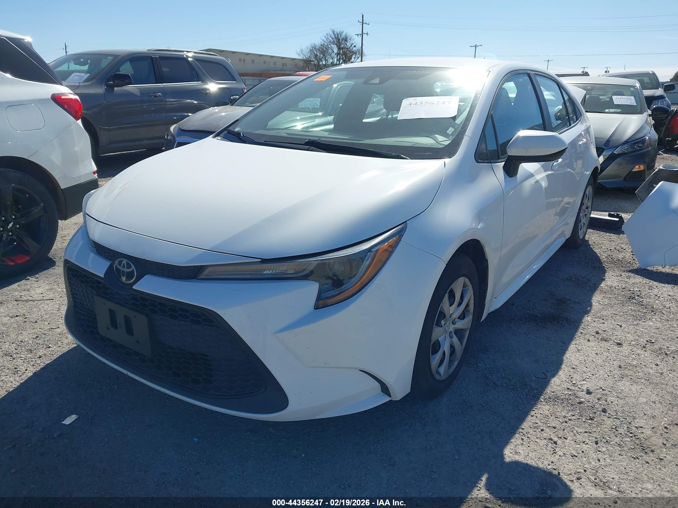 TOYOTA COROLLA image 2