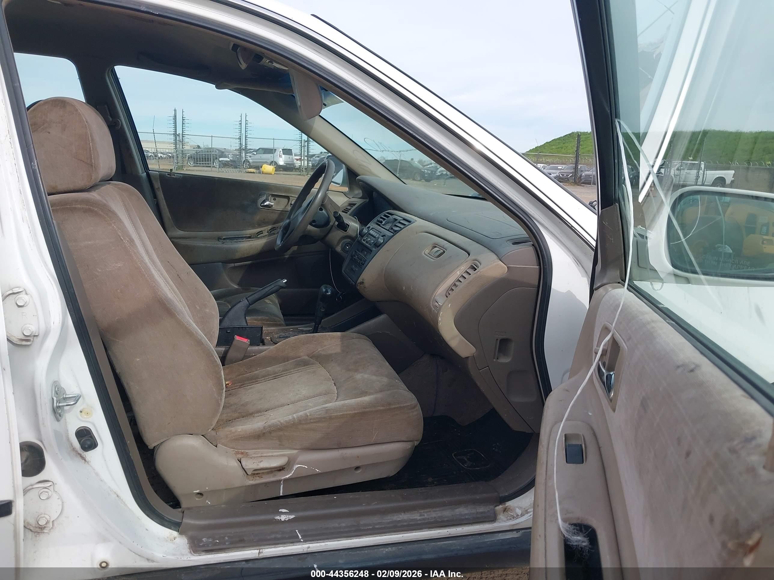 HONDA ACCORD image 5