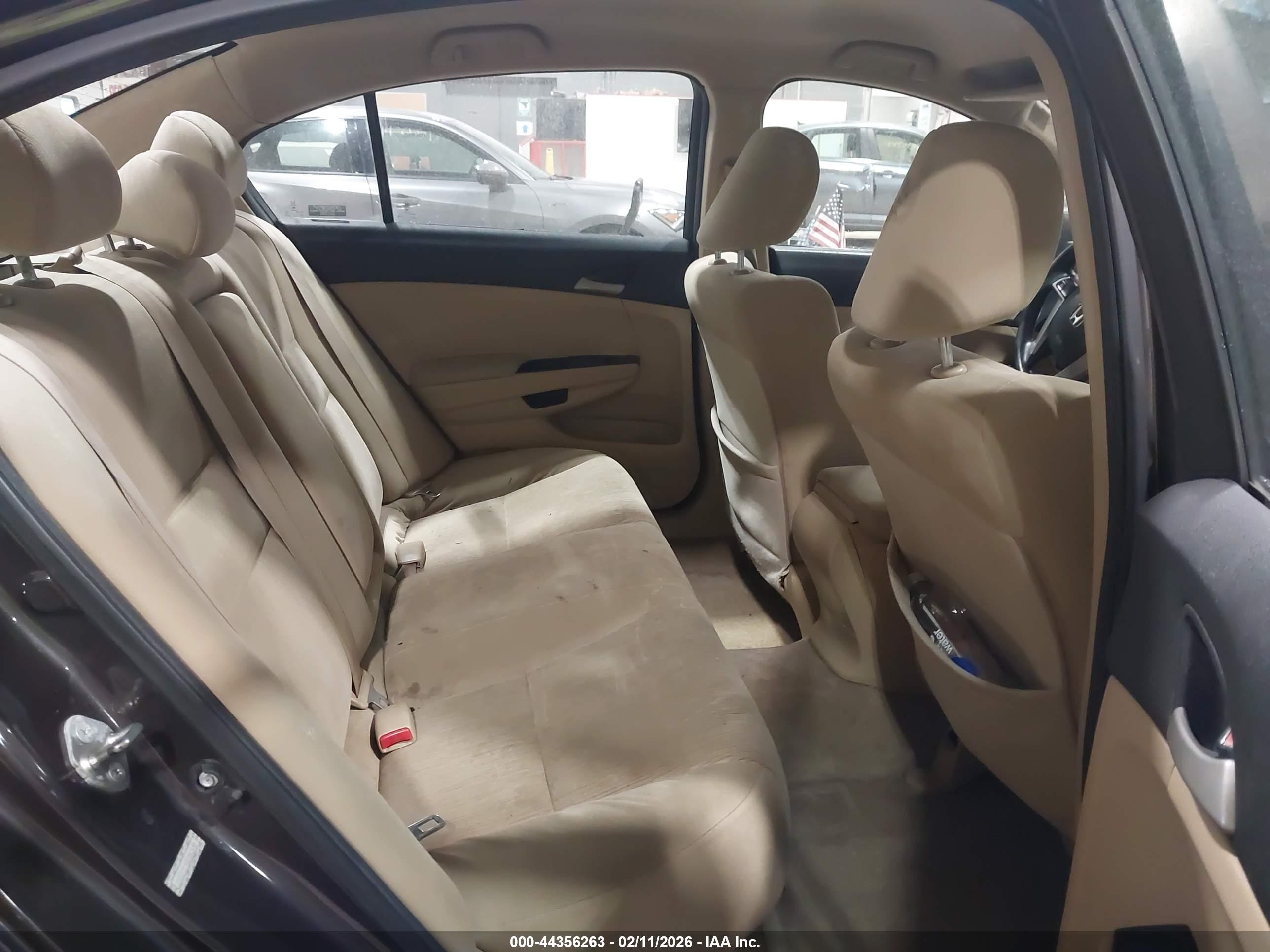 HONDA ACCORD image 8