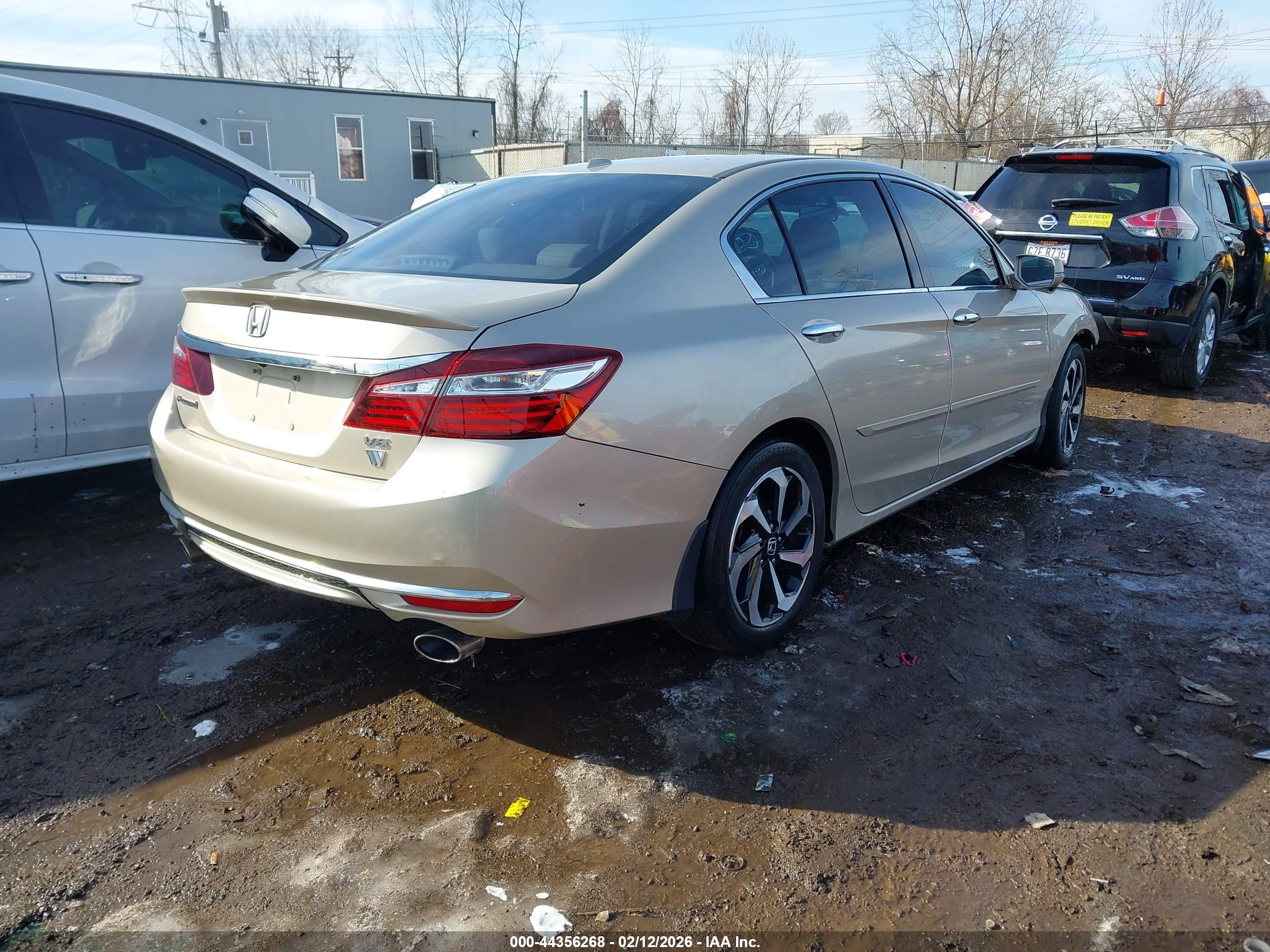HONDA ACCORD image 4
