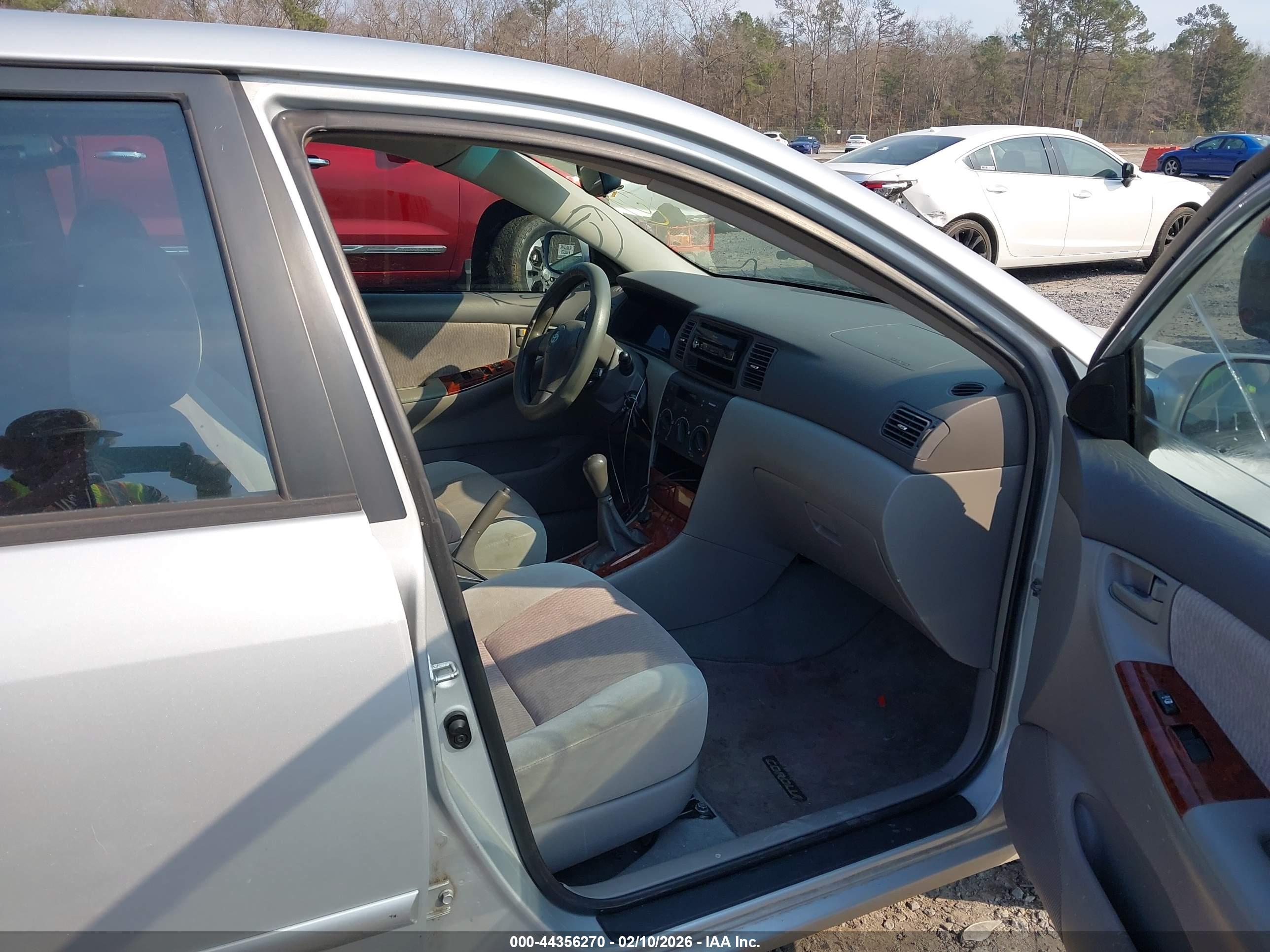 TOYOTA COROLLA image 5