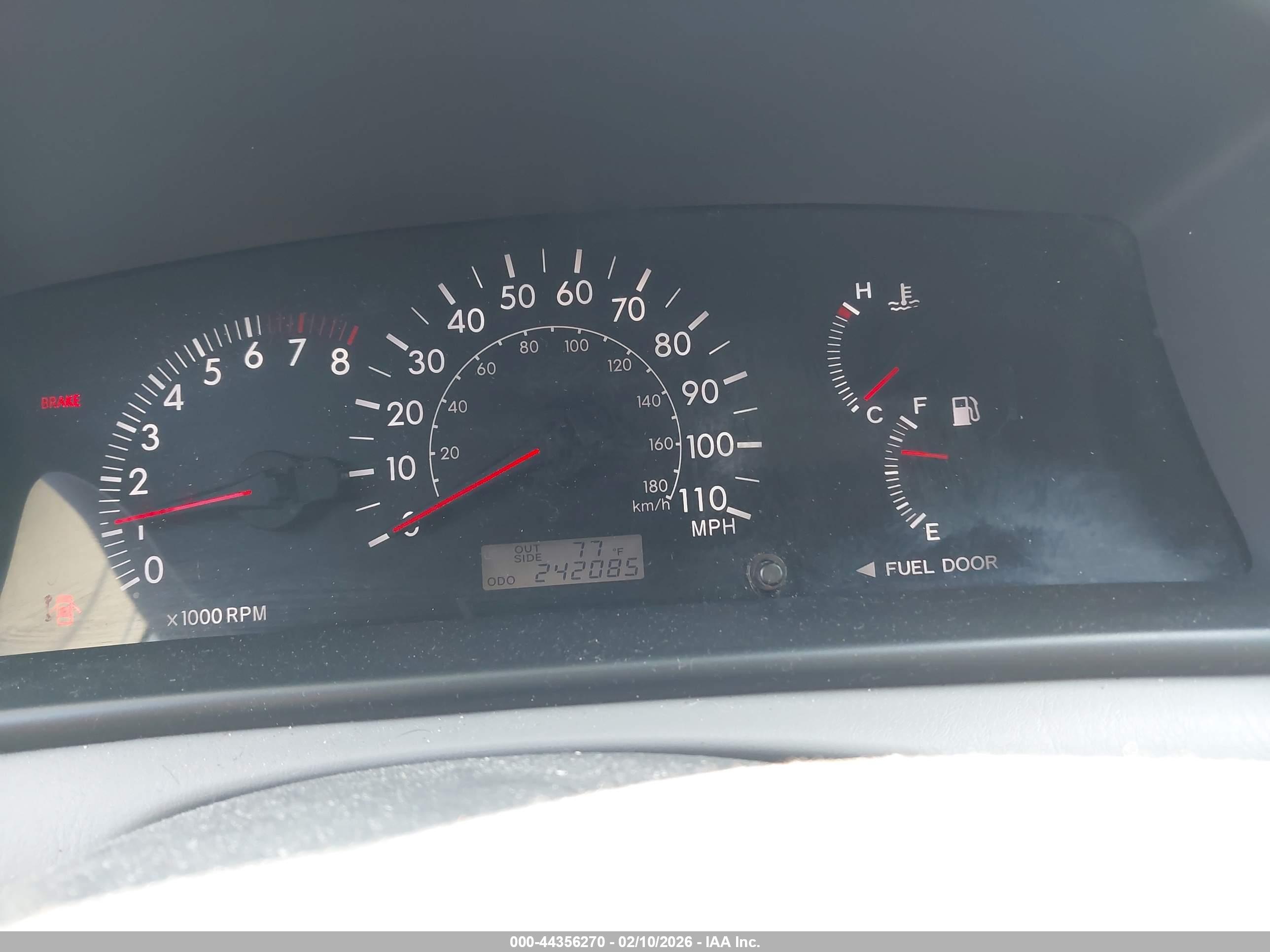 TOYOTA COROLLA image 7