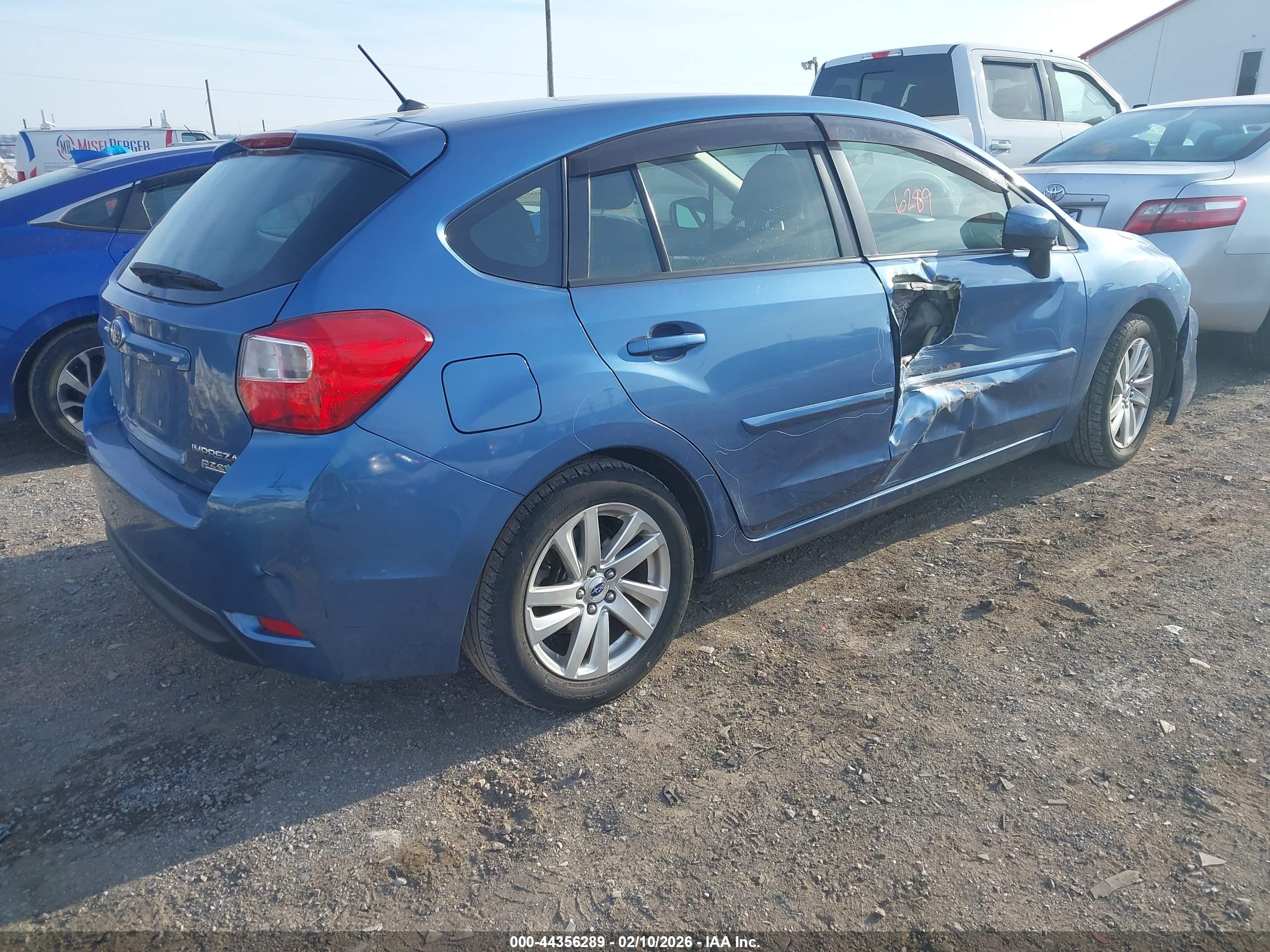 SUBARU IMPREZA image 4