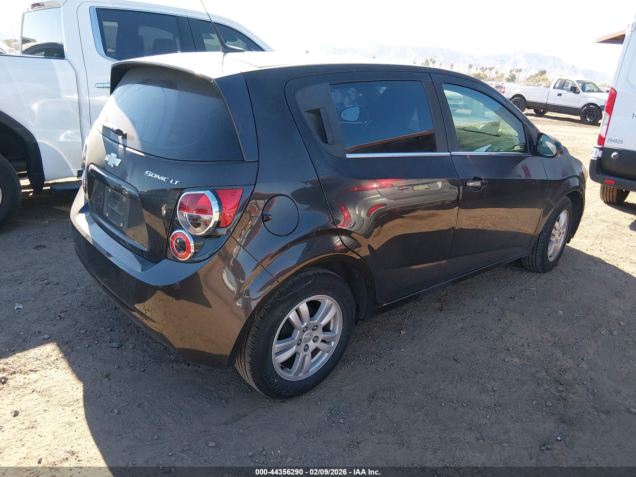 CHEVROLET SONIC image 4