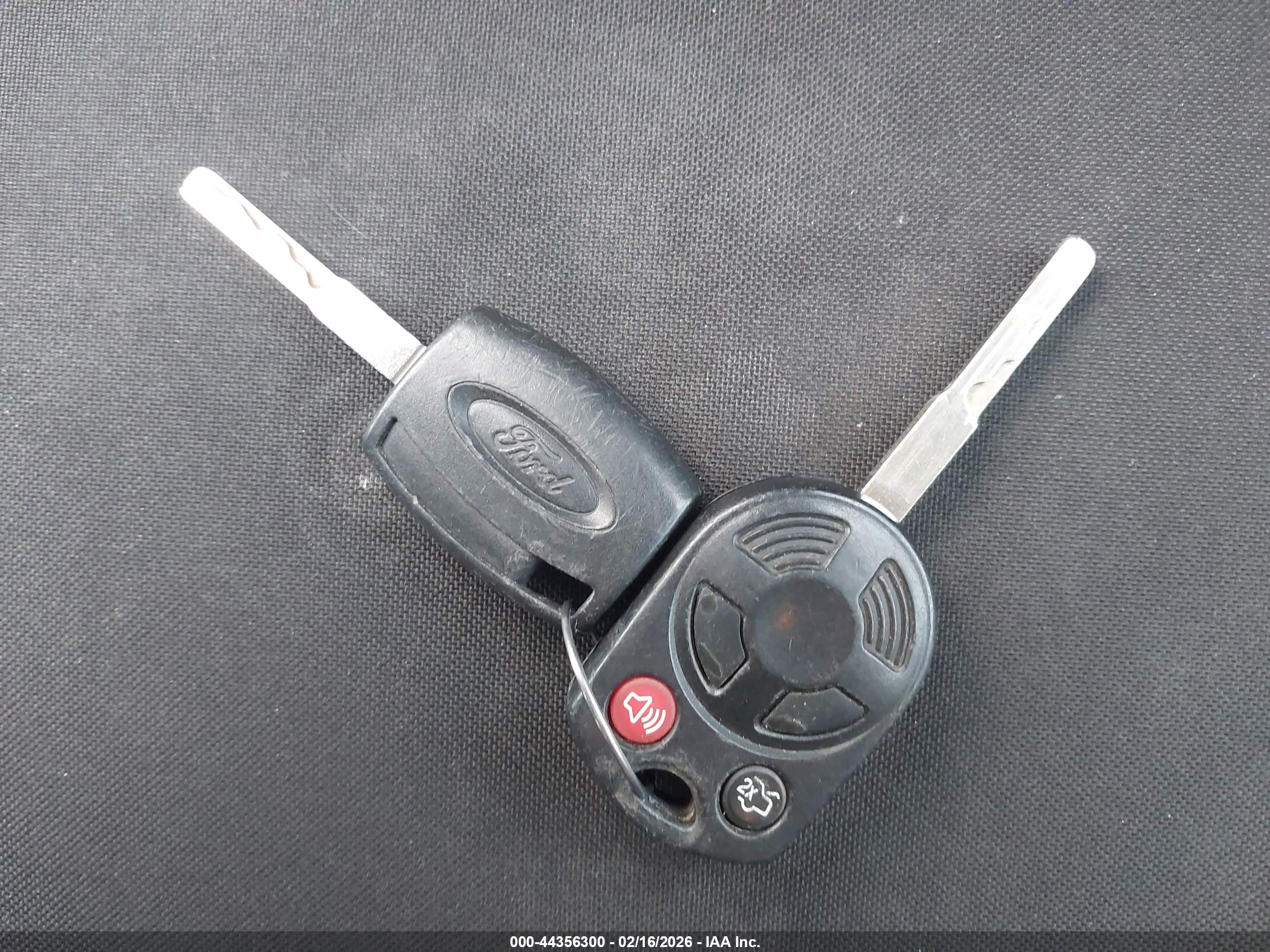 FORD FOCUS image 11