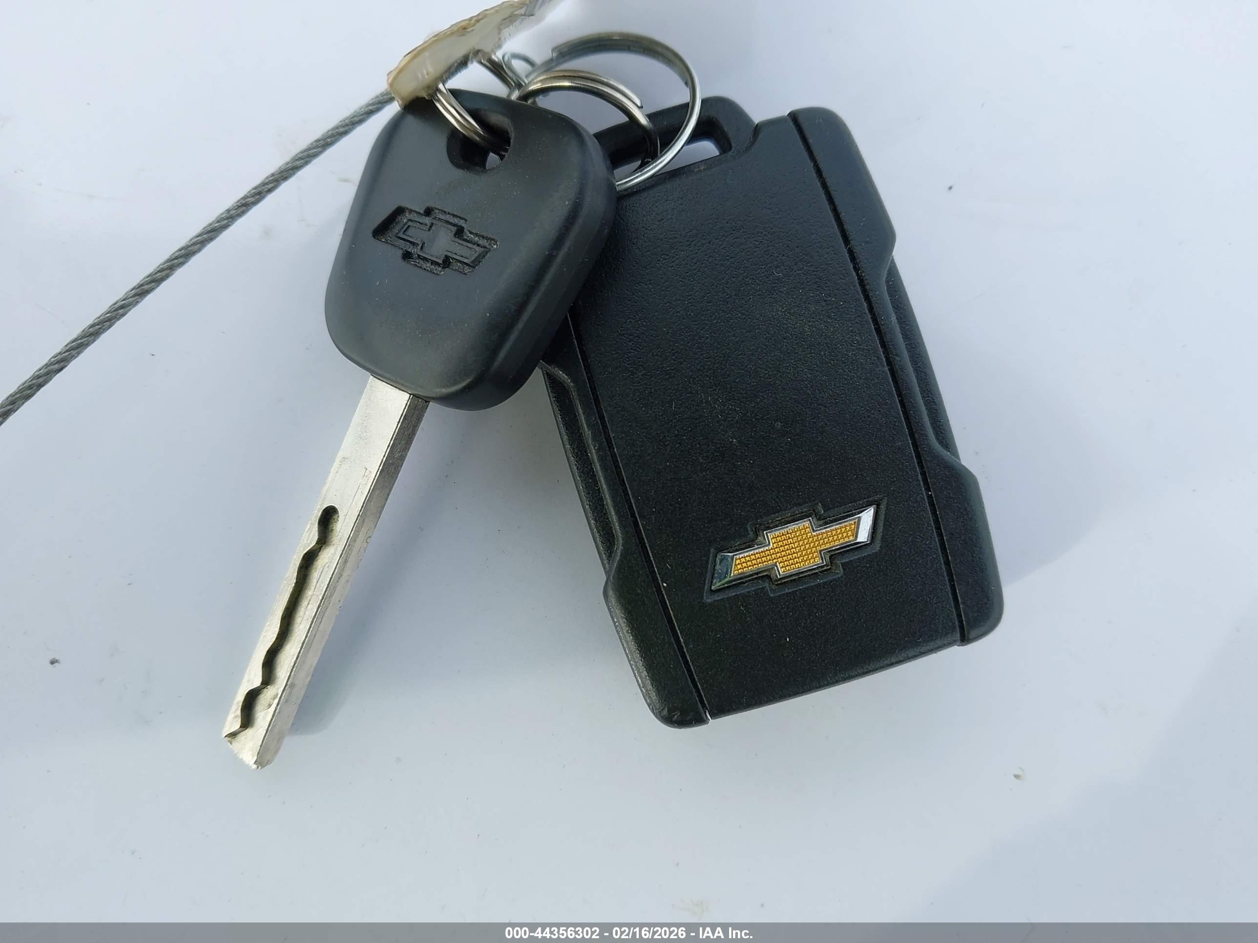CHEVROLET TAHOE image 11