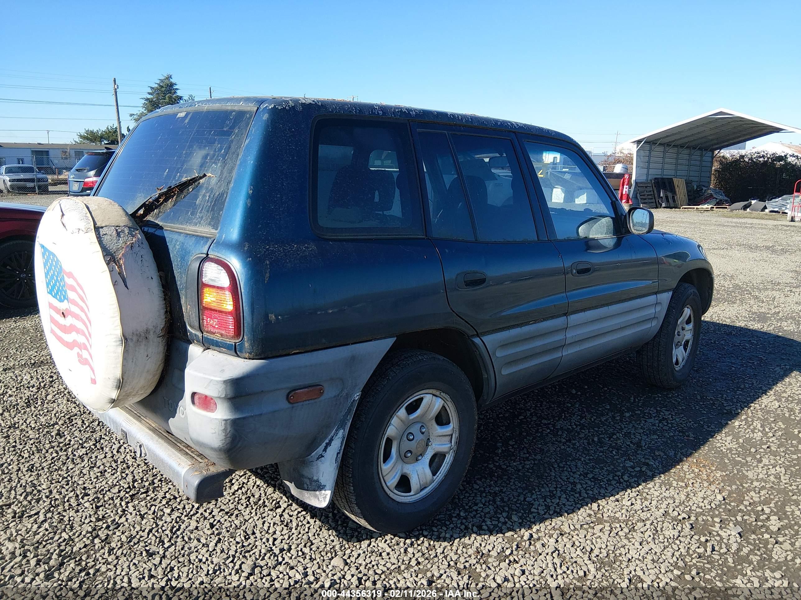 TOYOTA RAV4 image 4