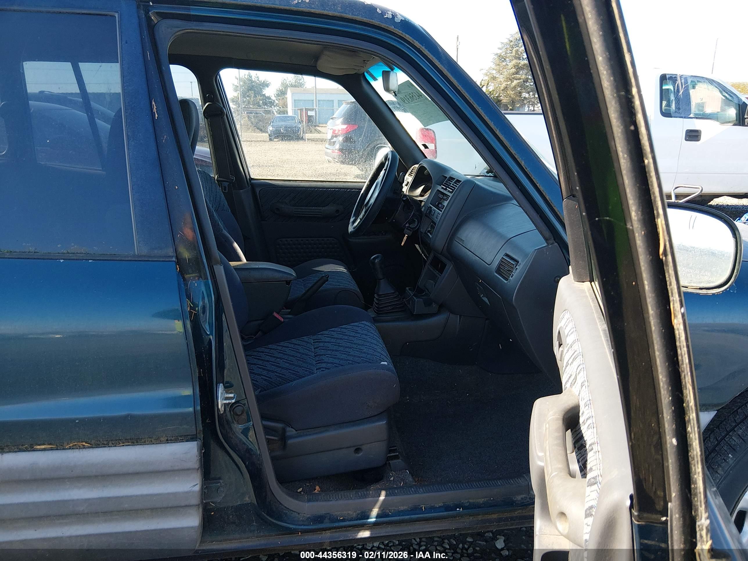 TOYOTA RAV4 image 5