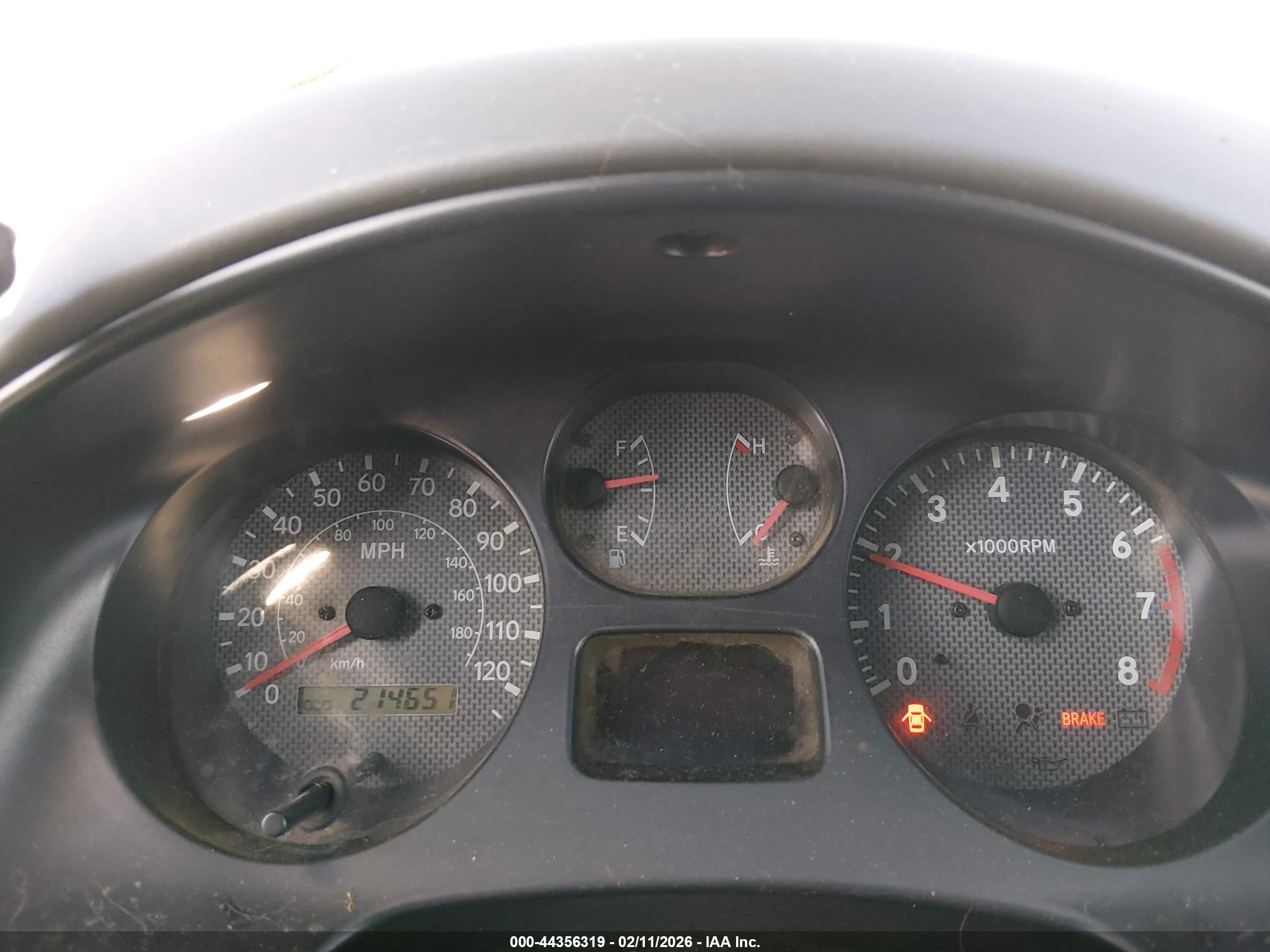 TOYOTA RAV4 image 7