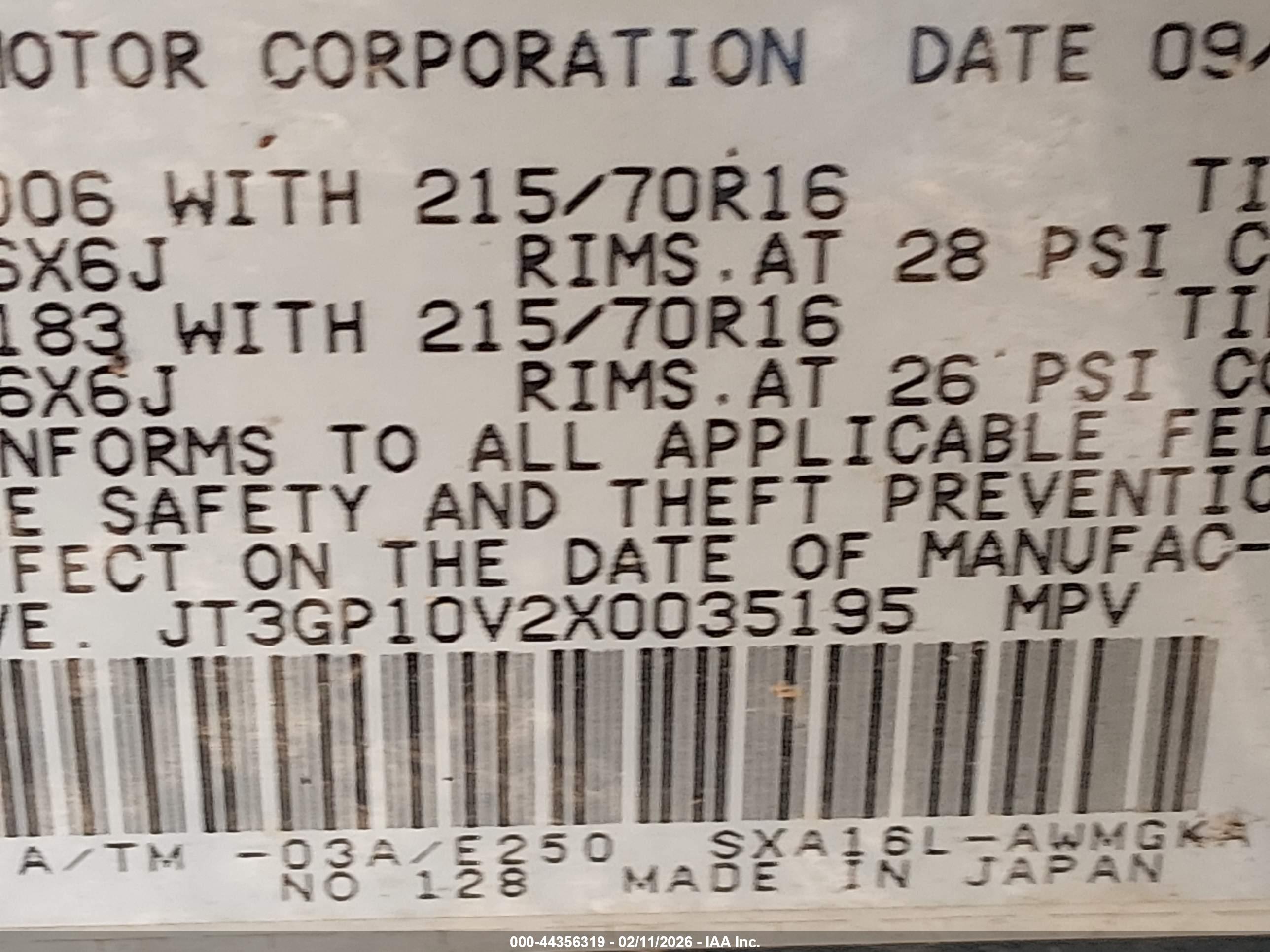 TOYOTA RAV4 image 9