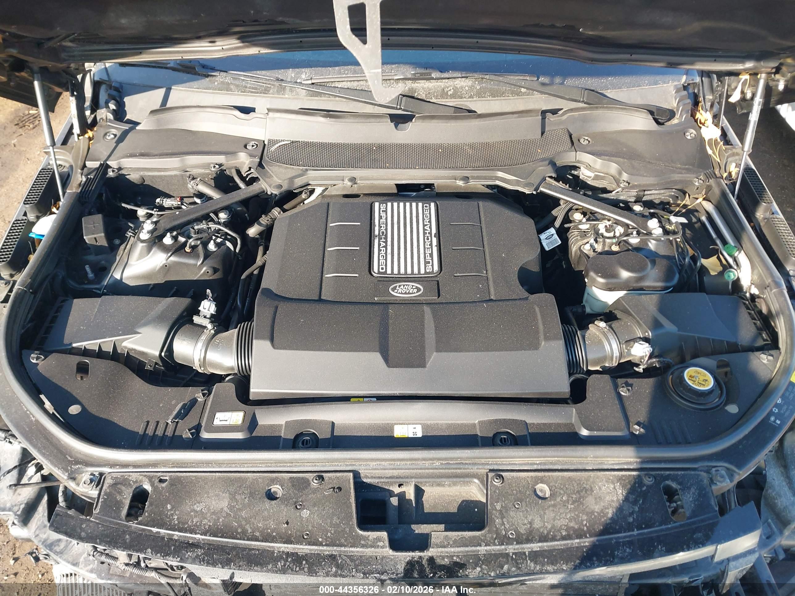 LAND ROVER image 10