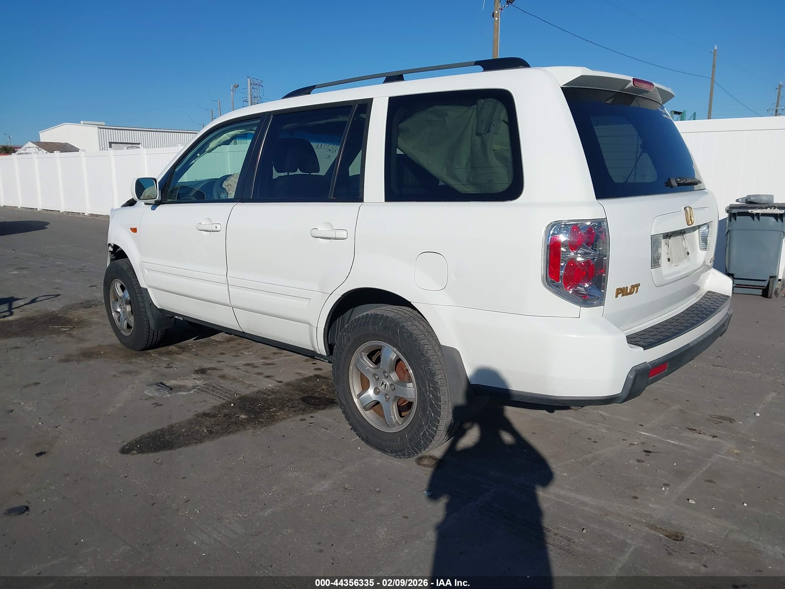 HONDA PILOT image 3
