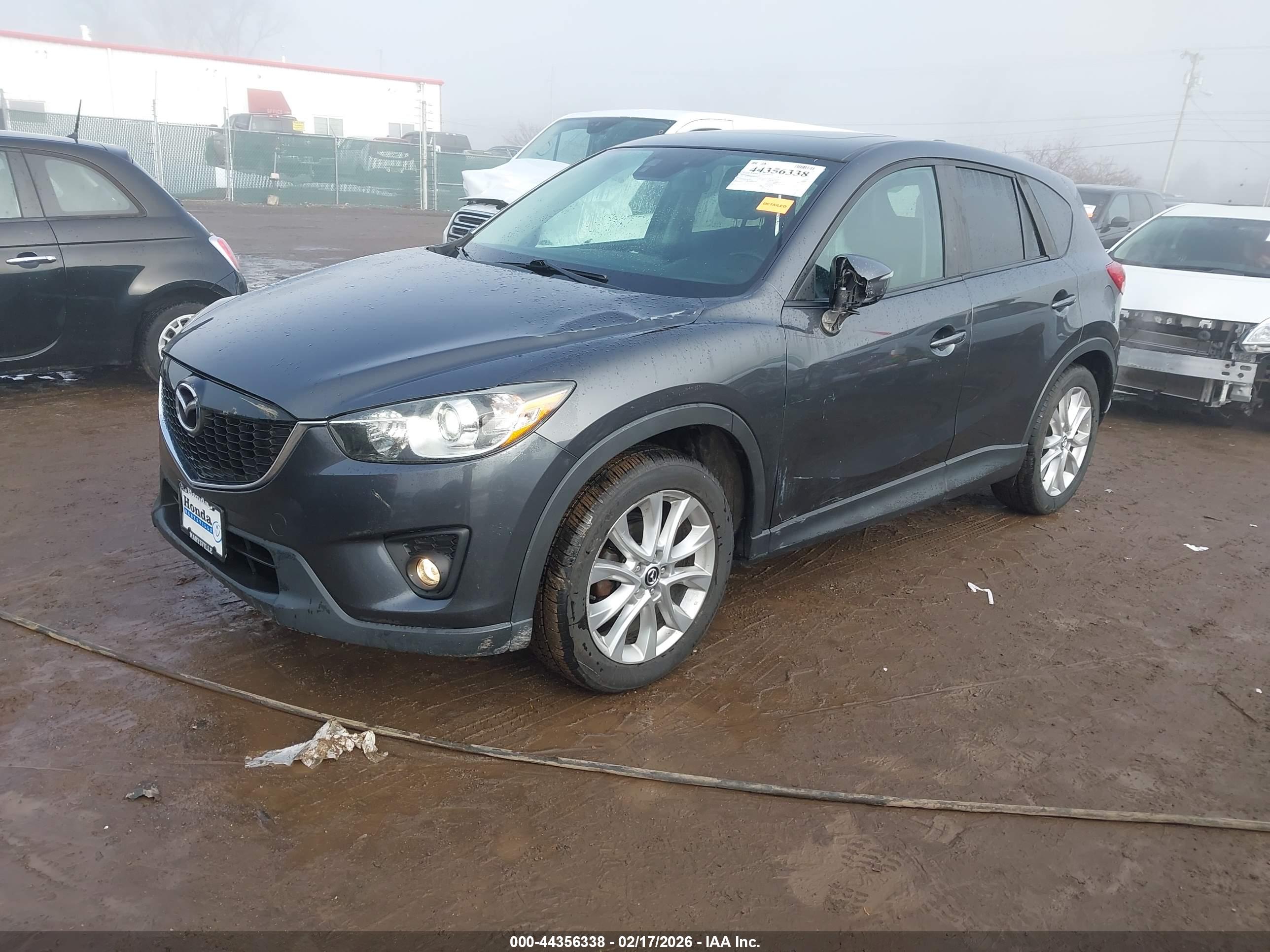 MAZDA CX-5 image 2