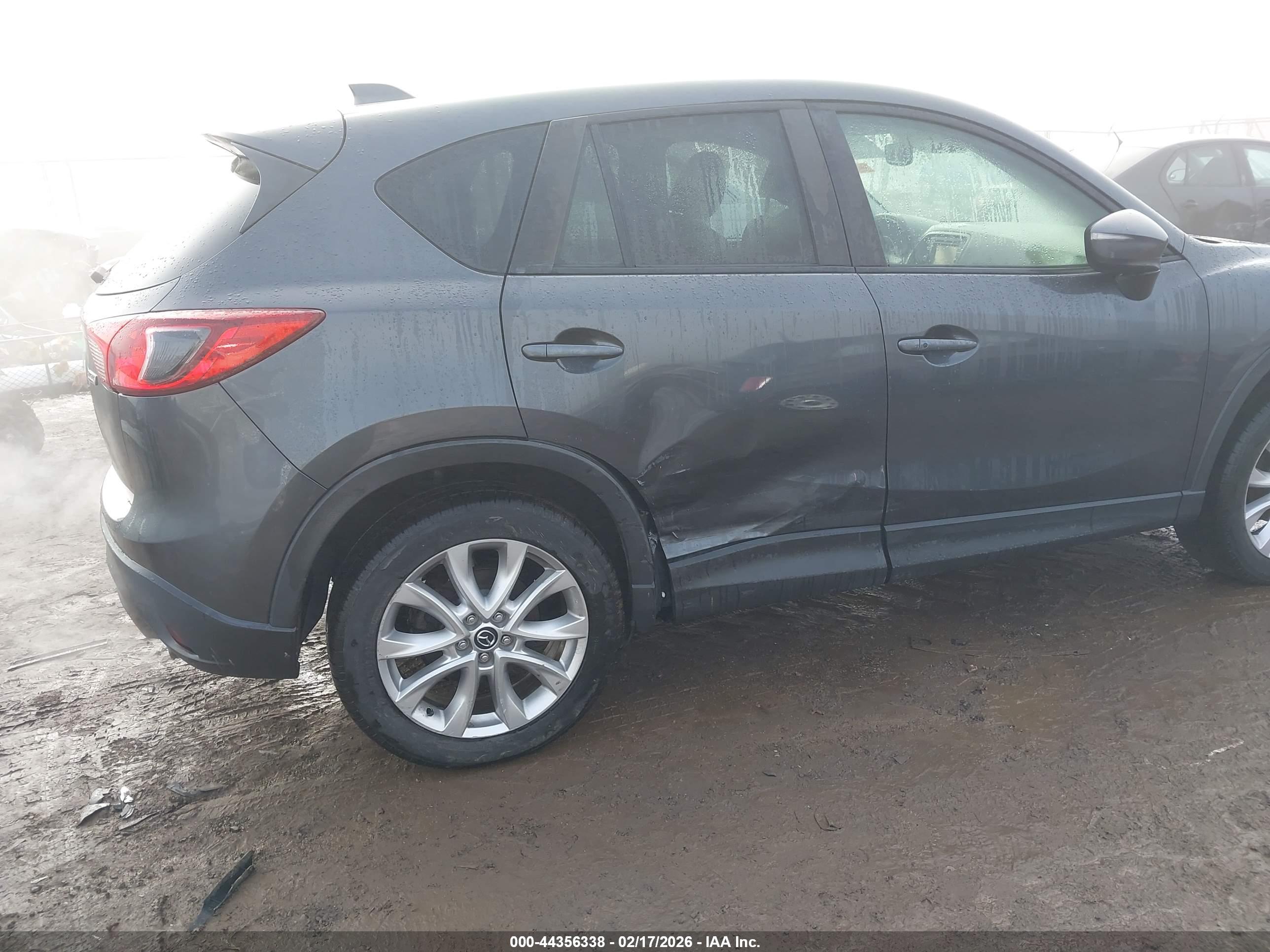 MAZDA CX-5 image 6