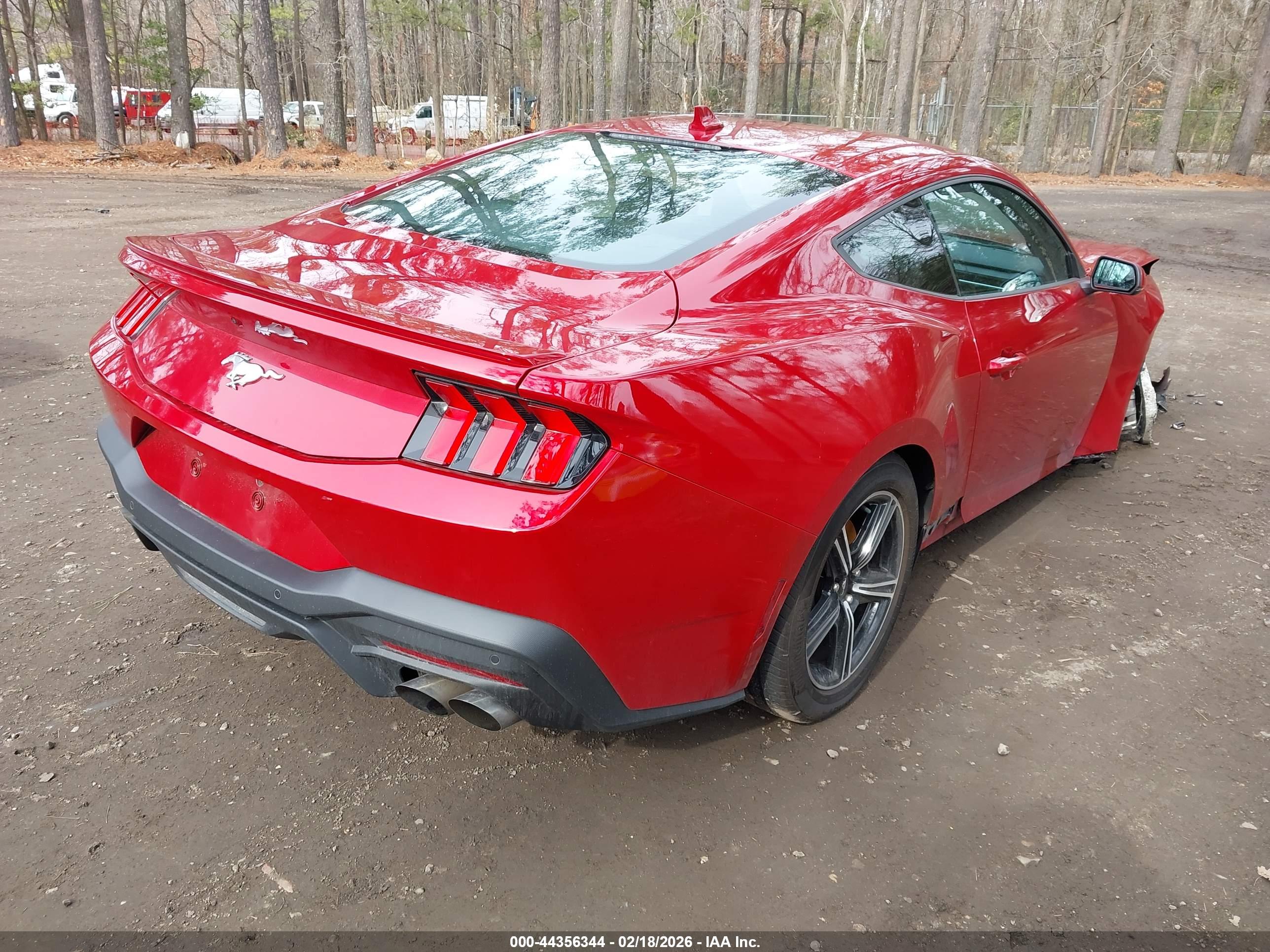 FORD MUSTANG image 4