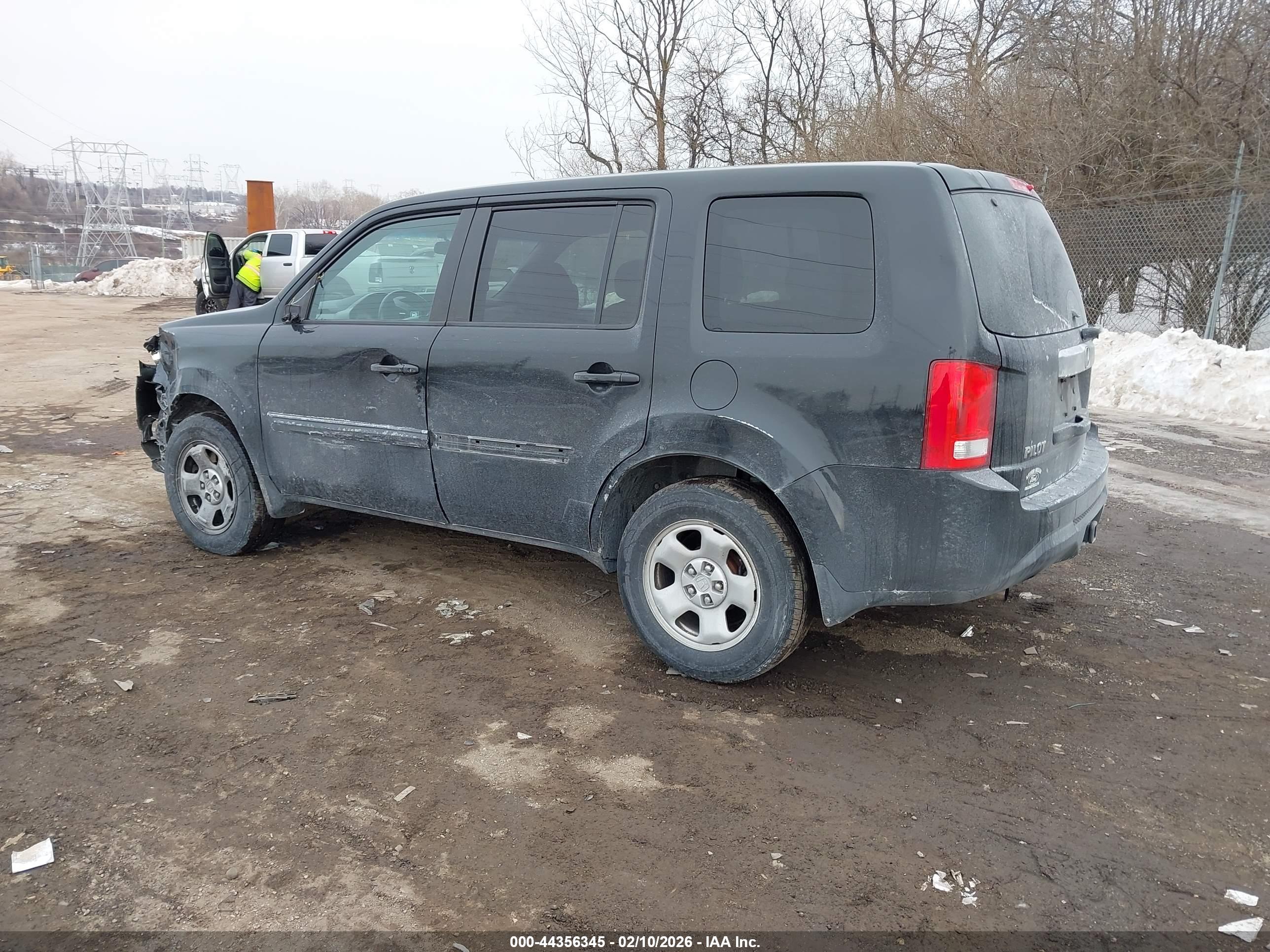 HONDA PILOT image 3
