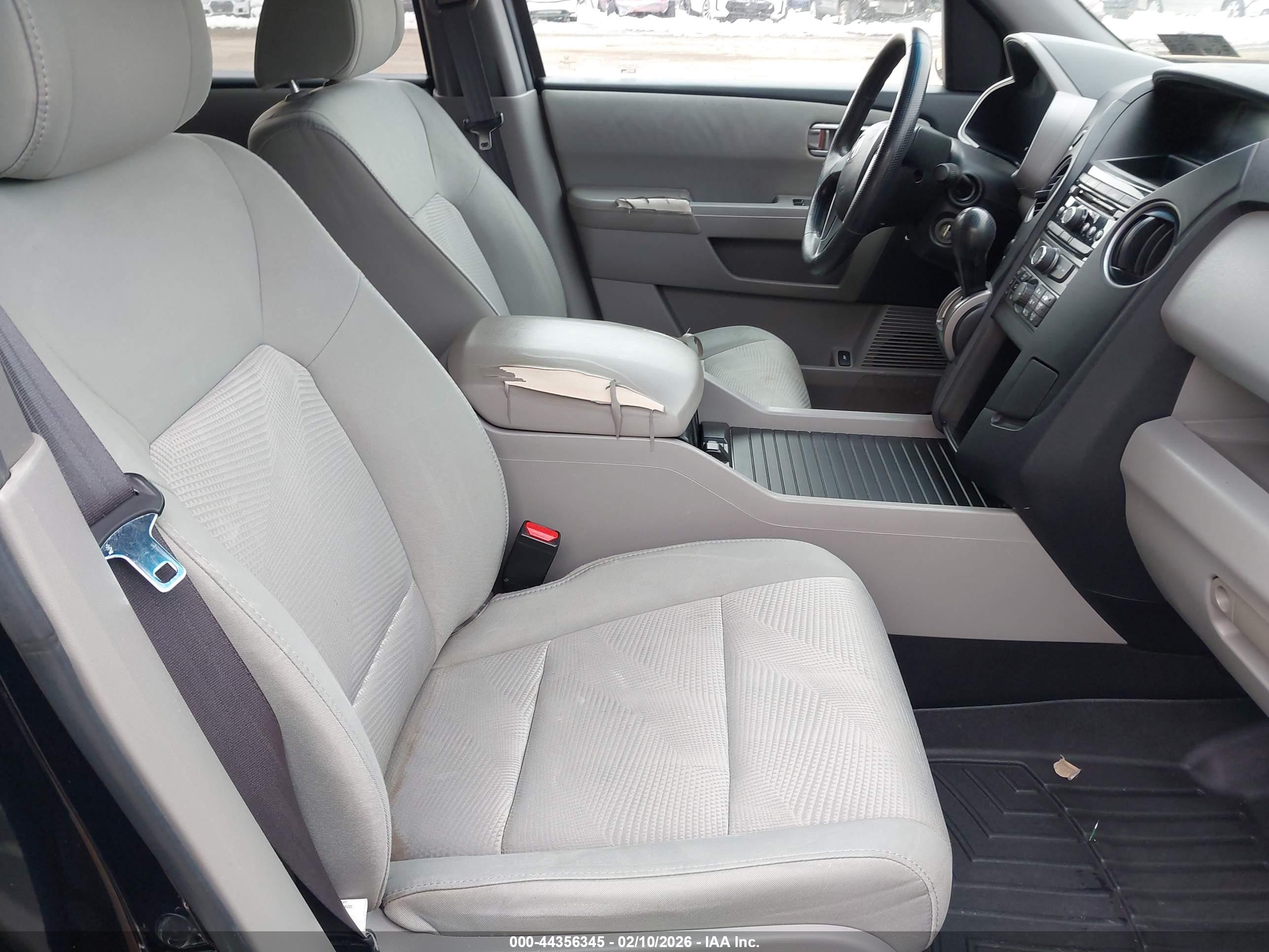 HONDA PILOT image 5