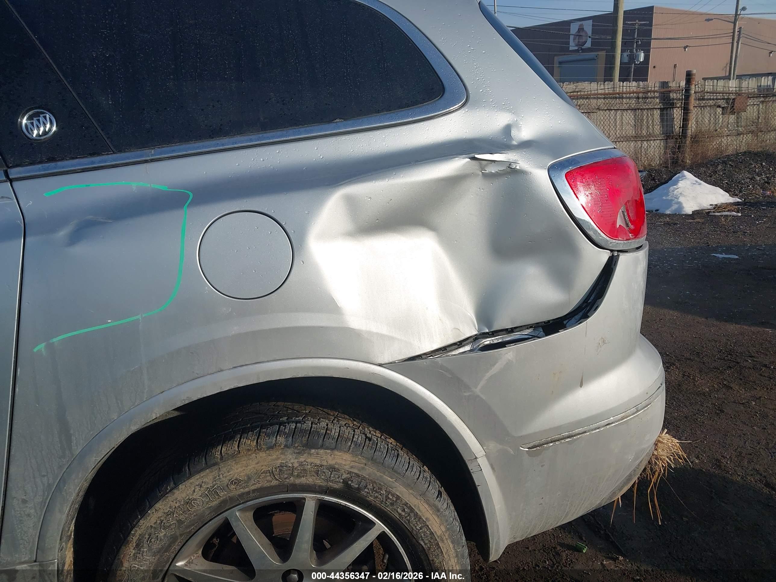 BUICK ENCLAVE image 6