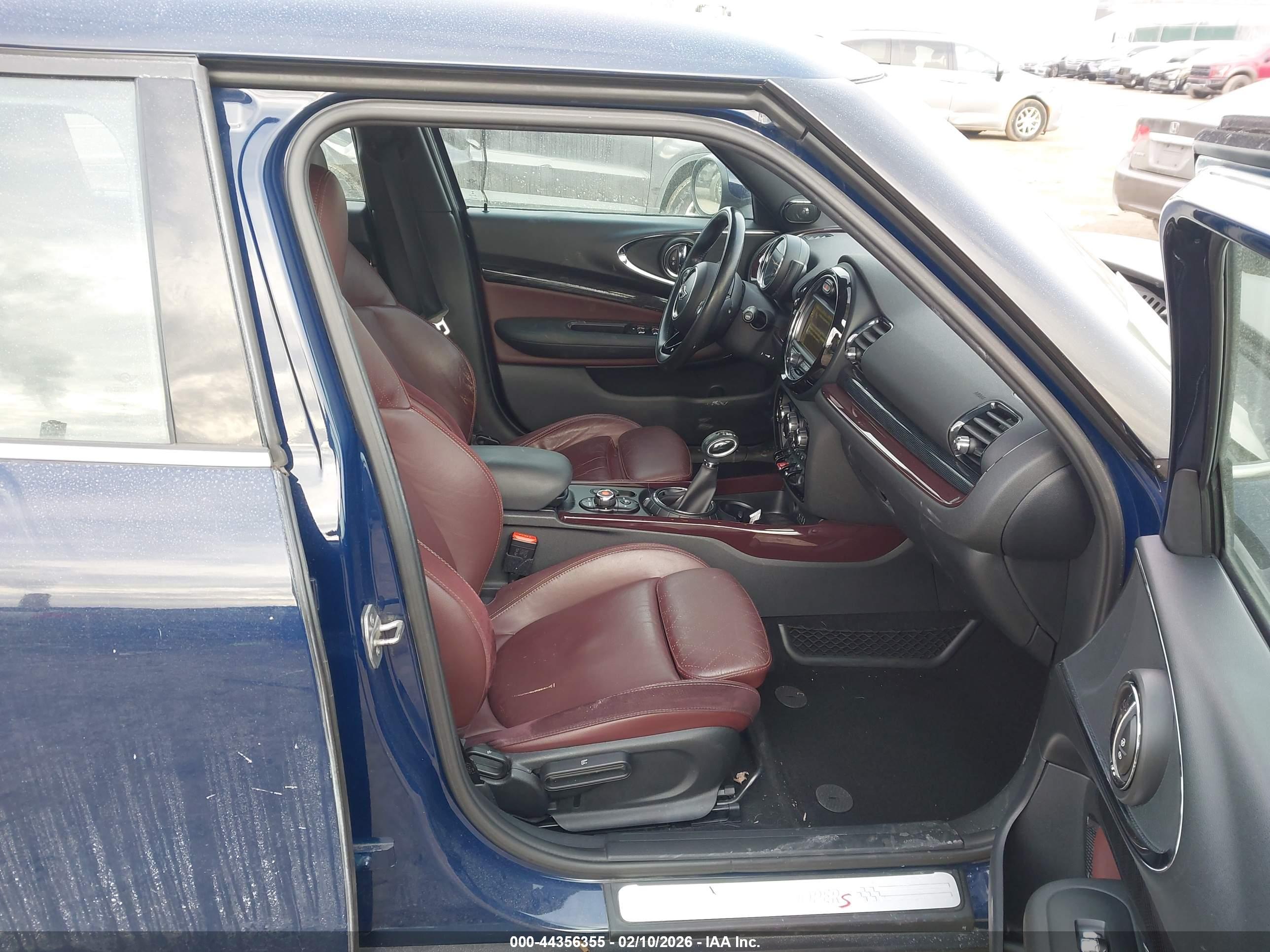 MINI CLUBMAN image 5