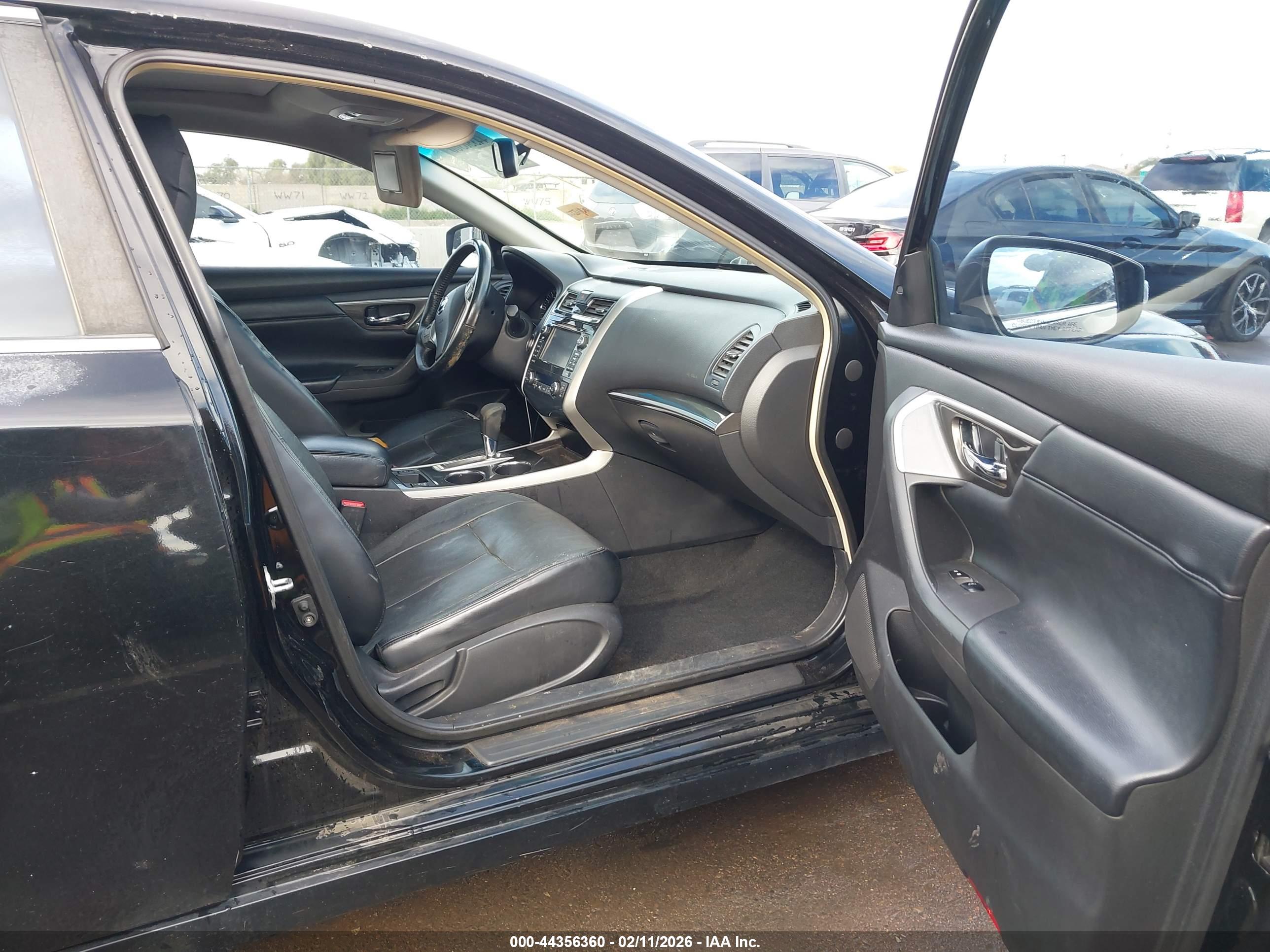 NISSAN ALTIMA image 5