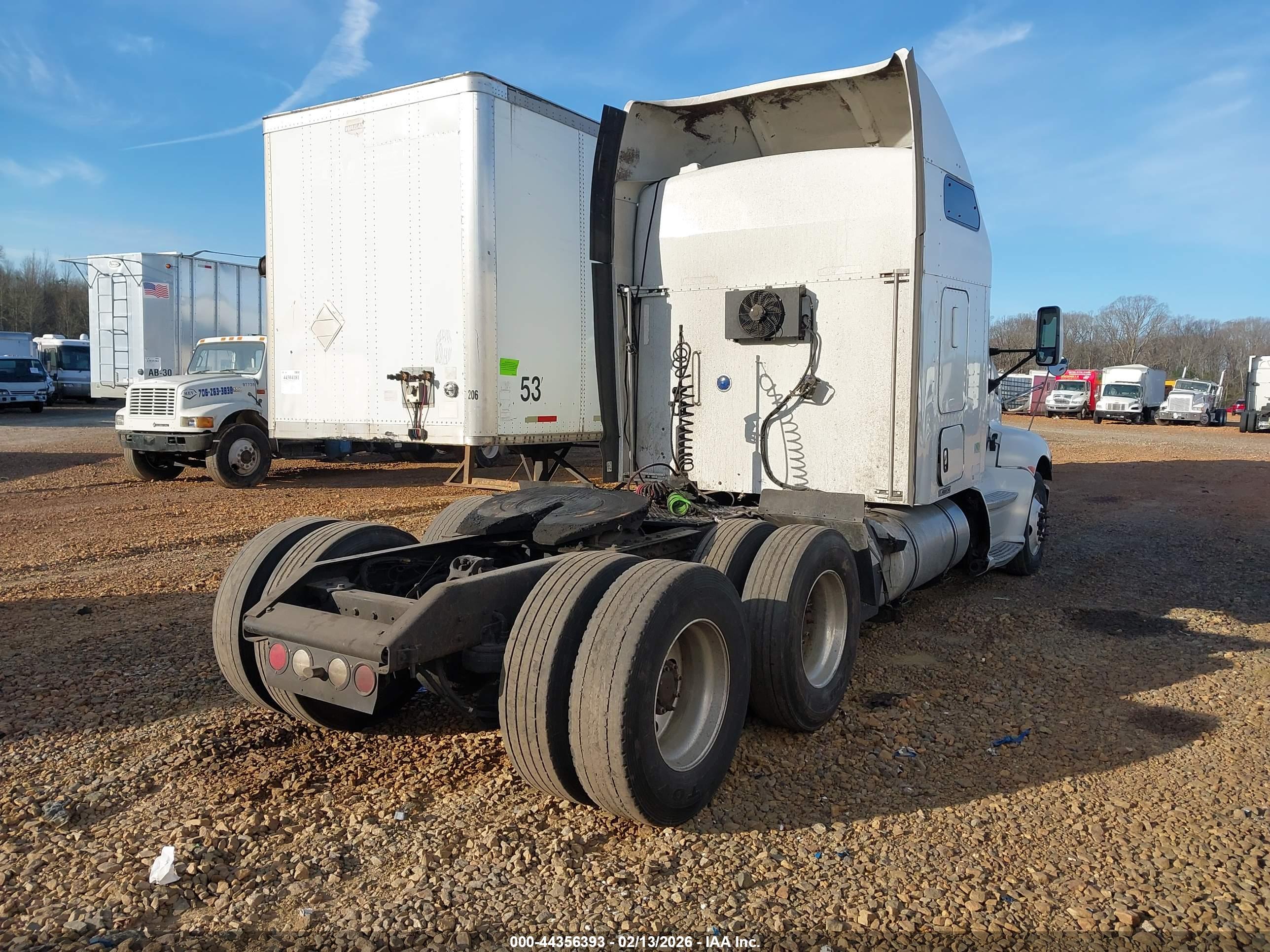 KENWORTH CONSTRUCTION image 4