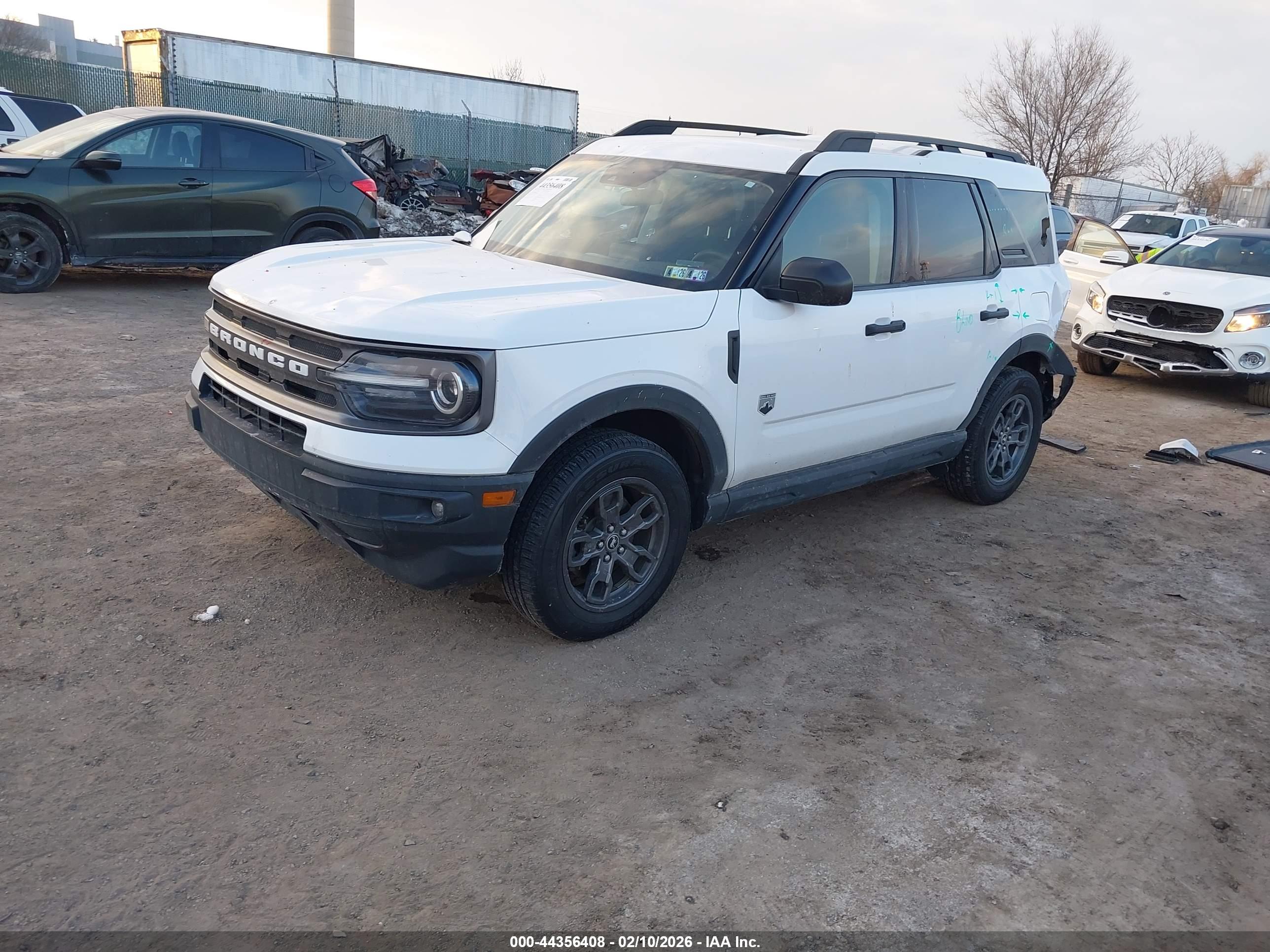FORD BRONCO image 2