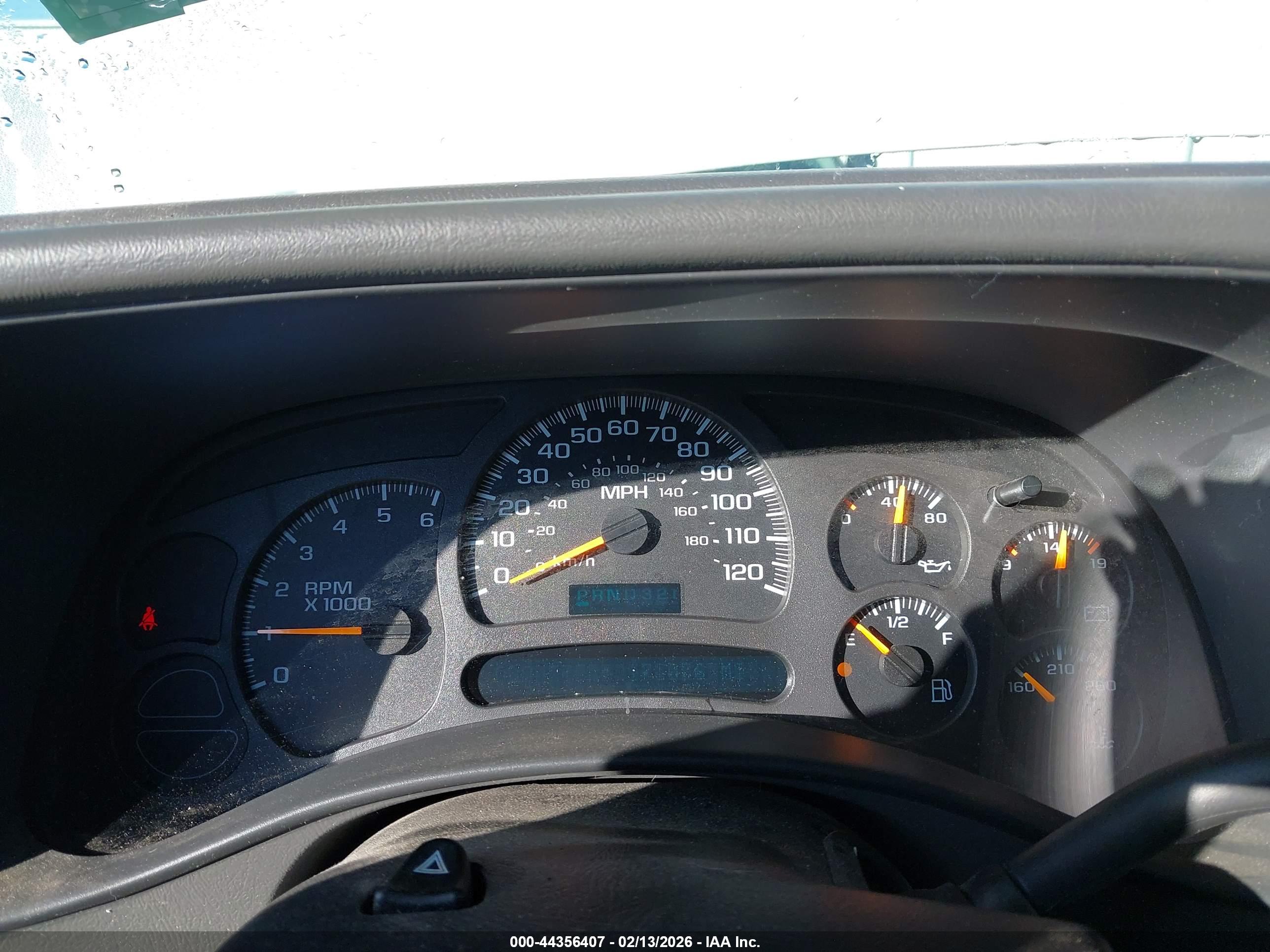GMC YUKON image 7