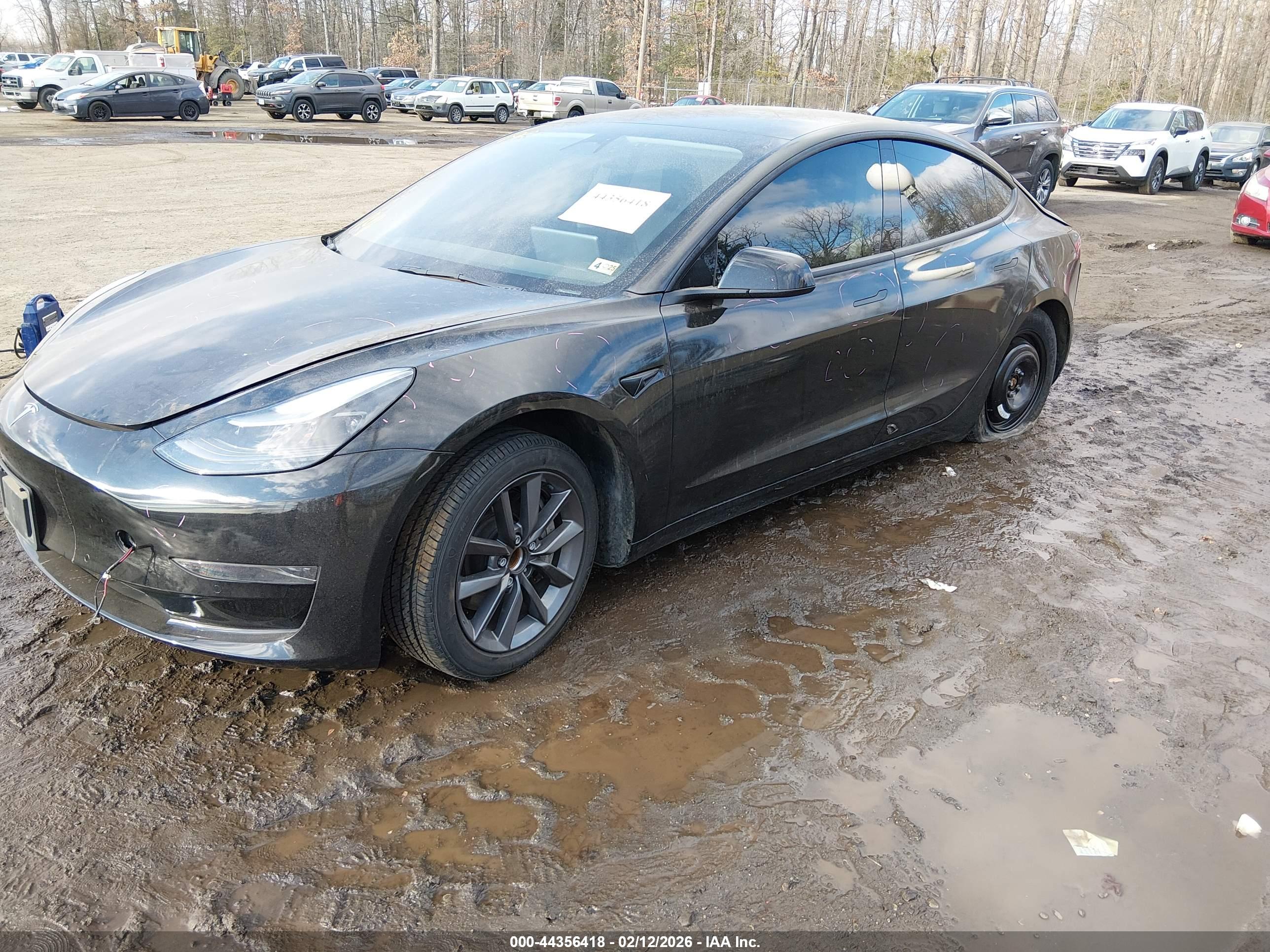 TESLA MODEL image 2