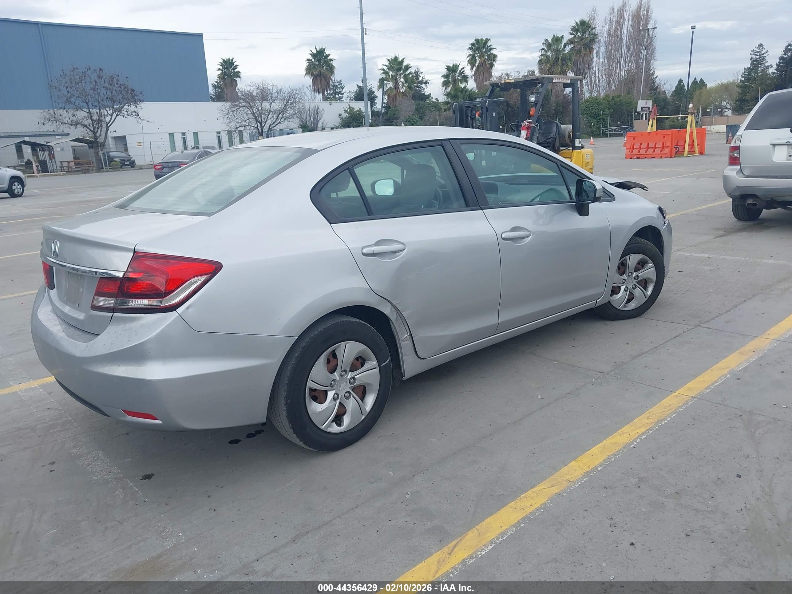 HONDA CIVIC image 4