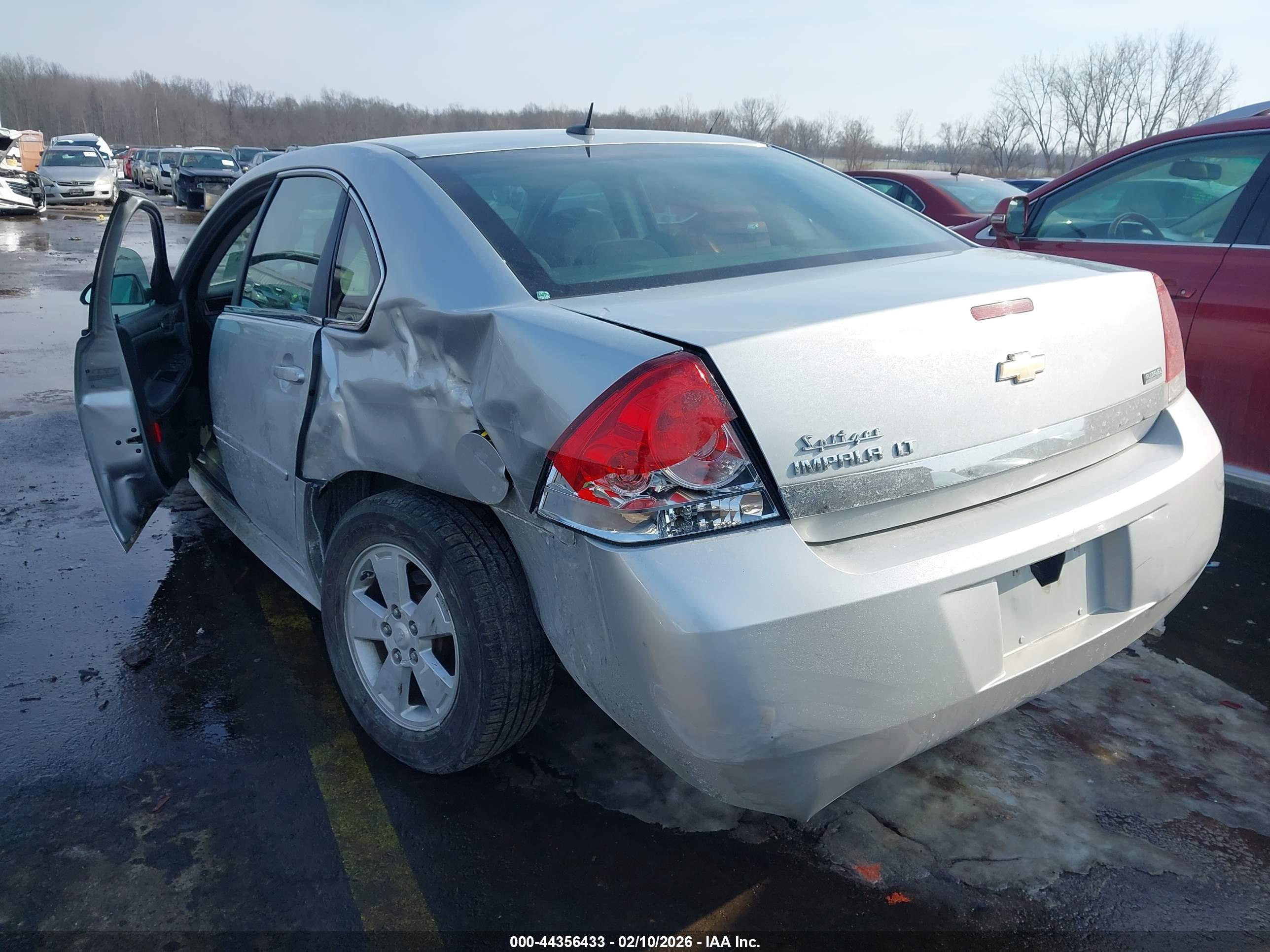 CHEVROLET IMPALA image 3
