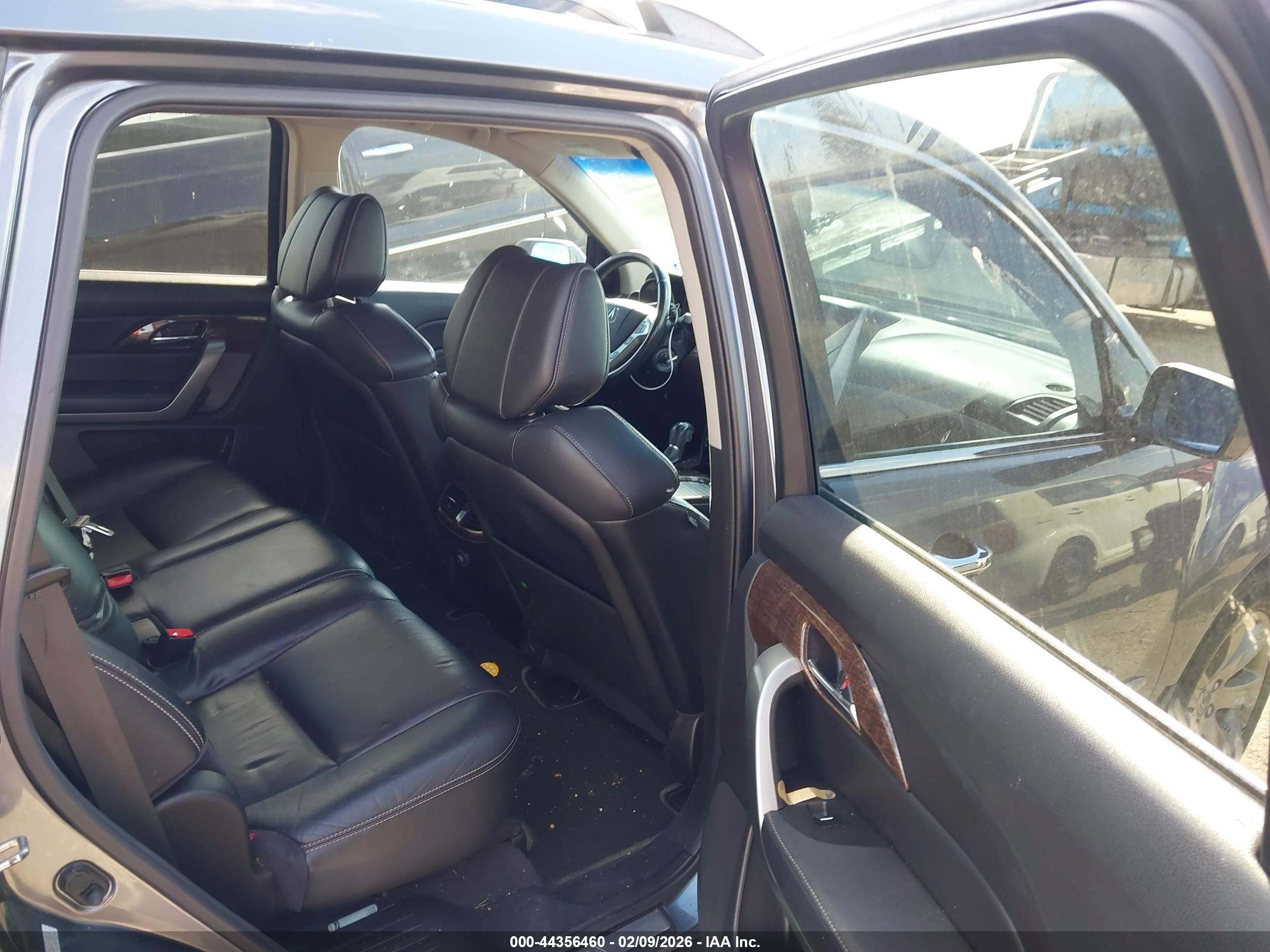ACURA MDX image 8