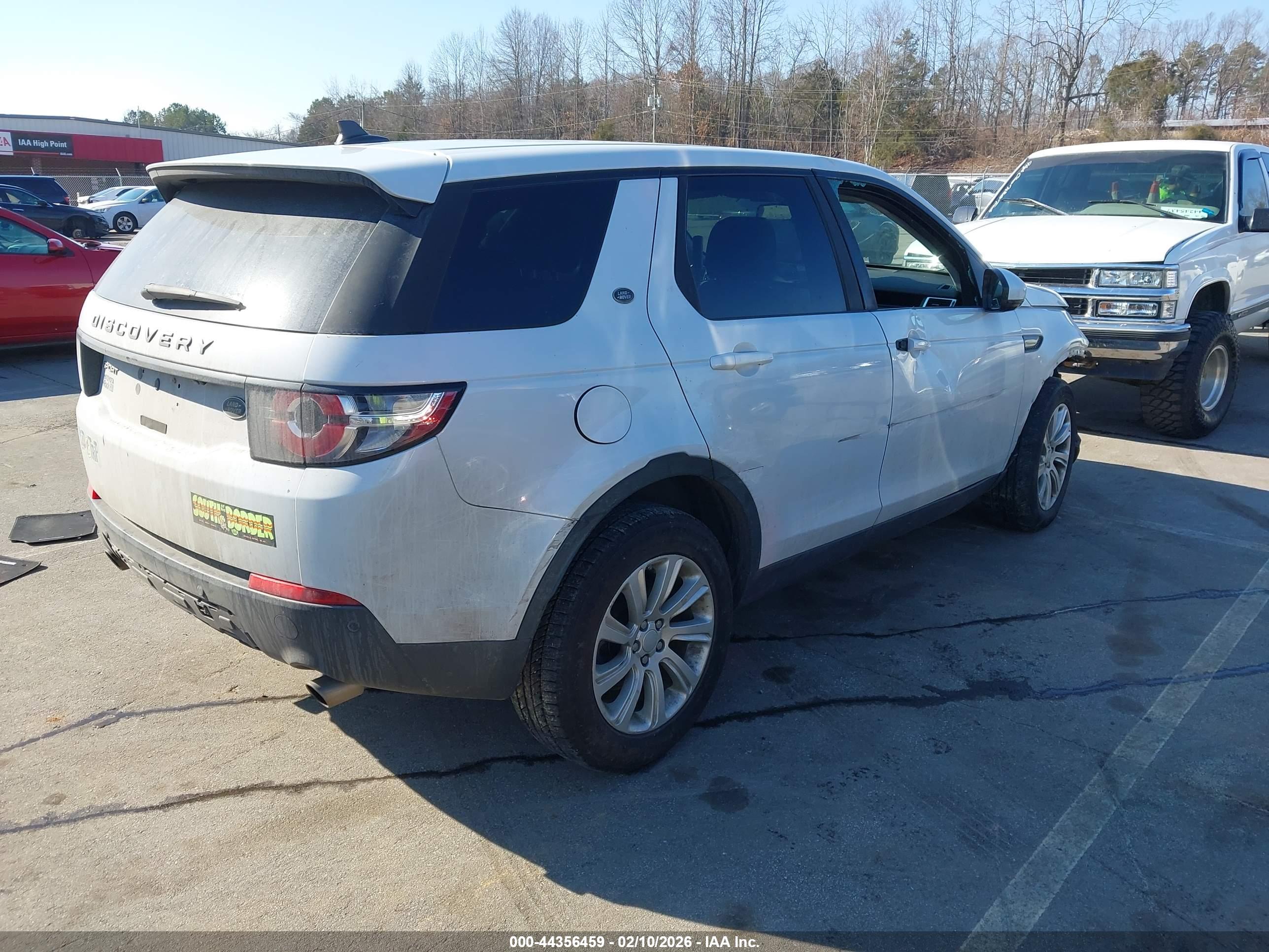 LAND ROVER image 4