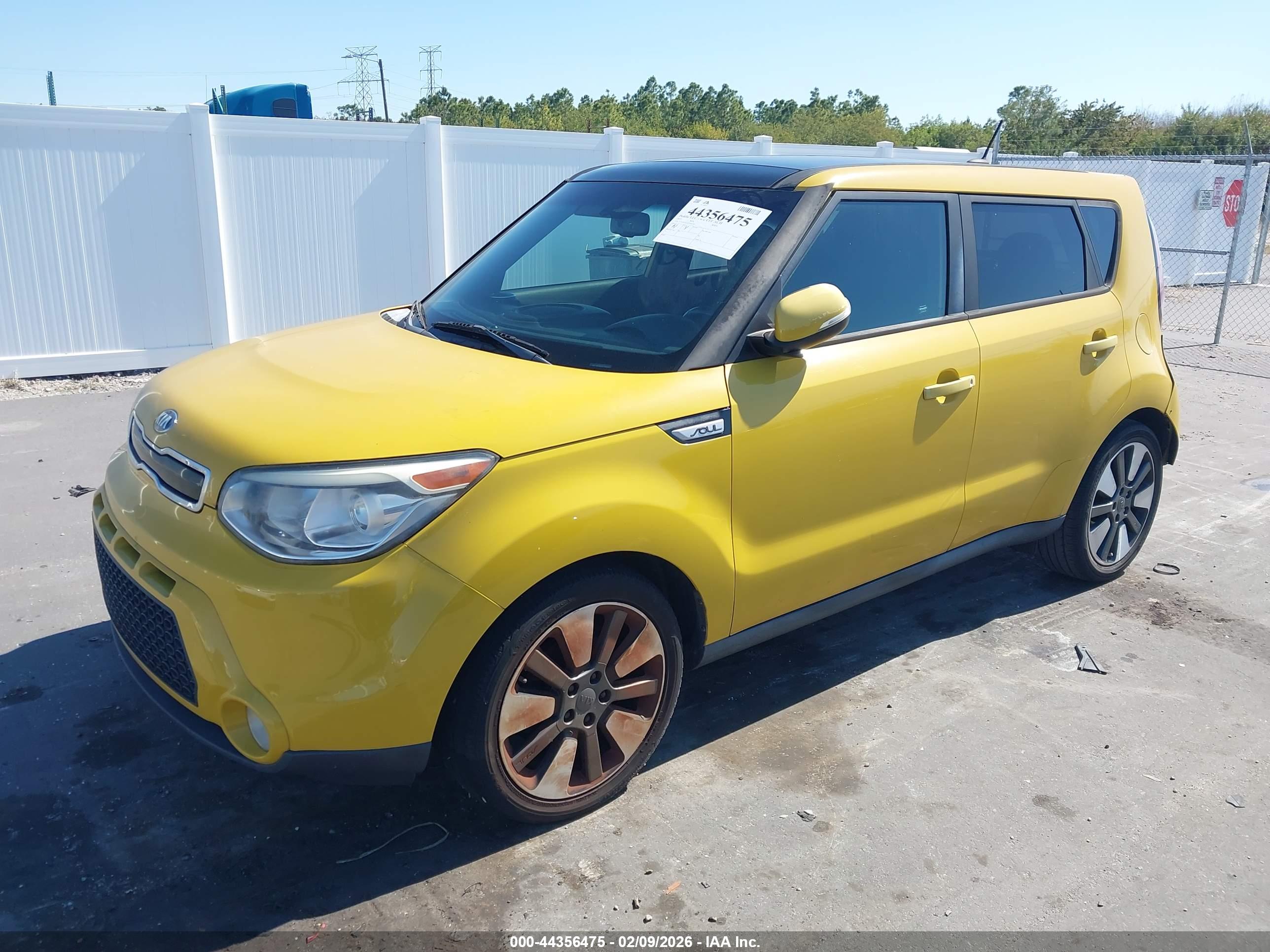 KIA SOUL image 2