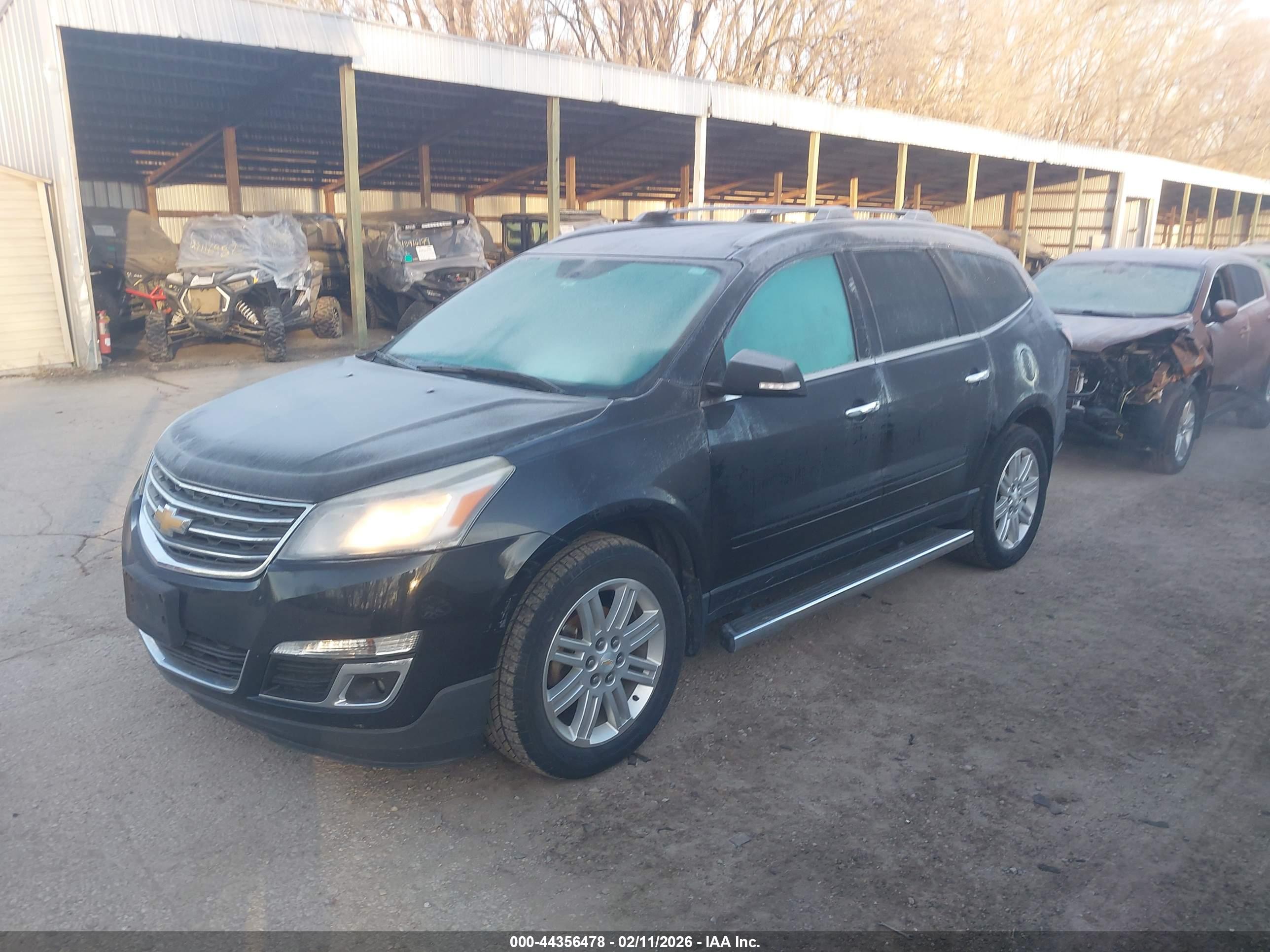 CHEVROLET TRAVERSE image 2