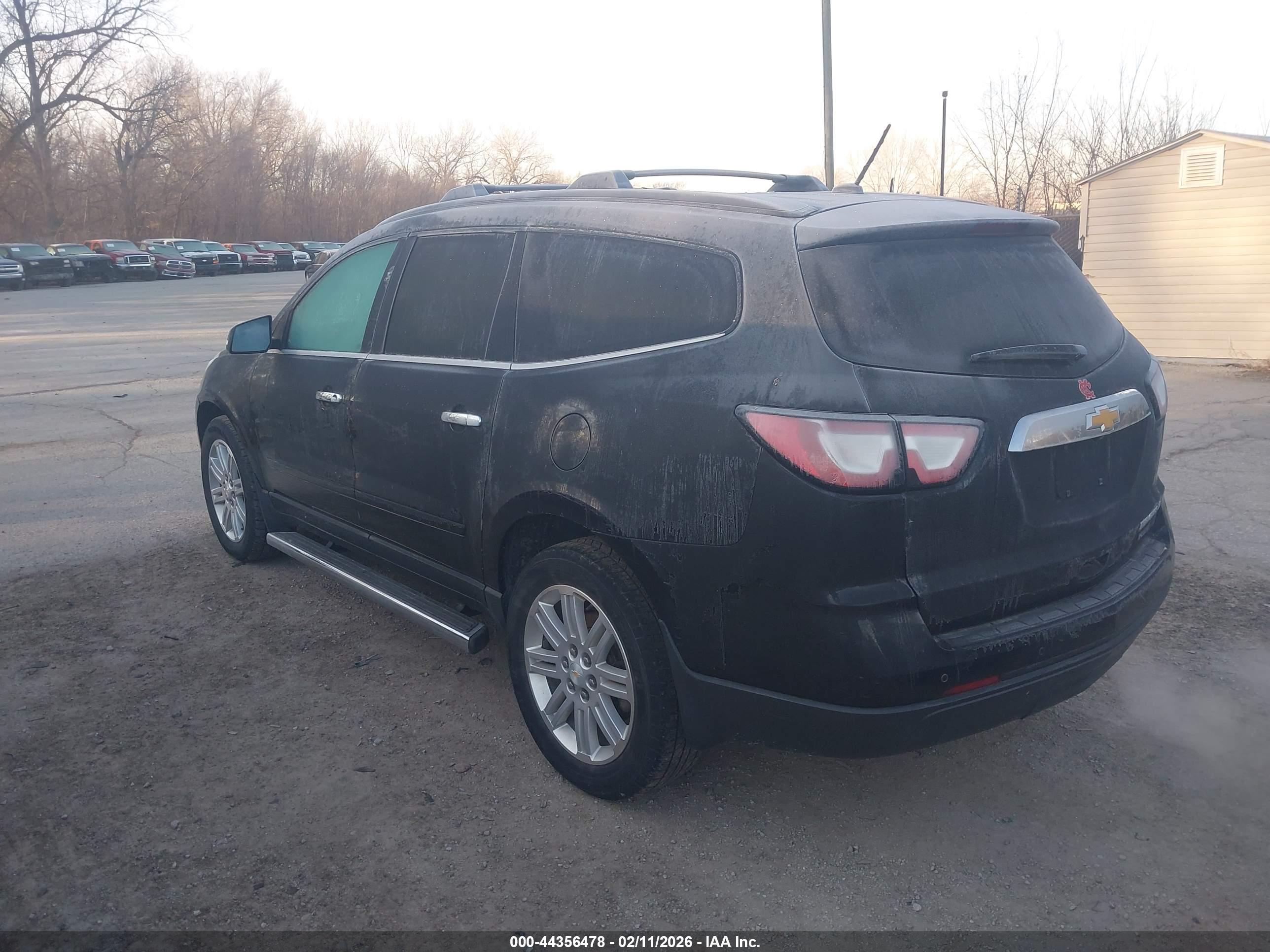 CHEVROLET TRAVERSE image 3