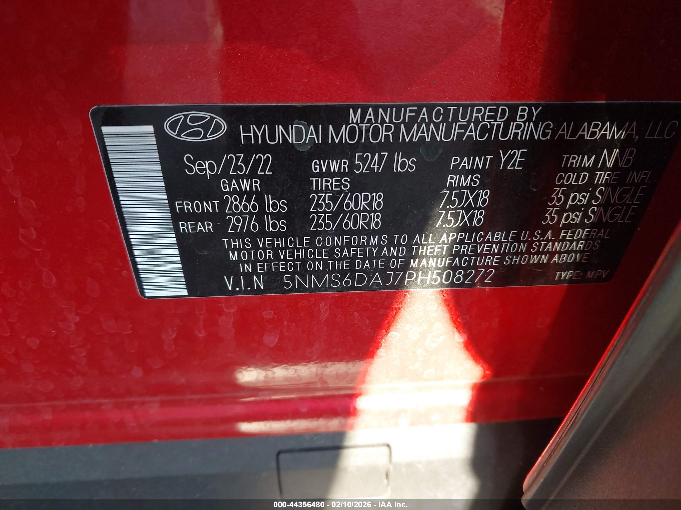 HYUNDAI SANTA image 9