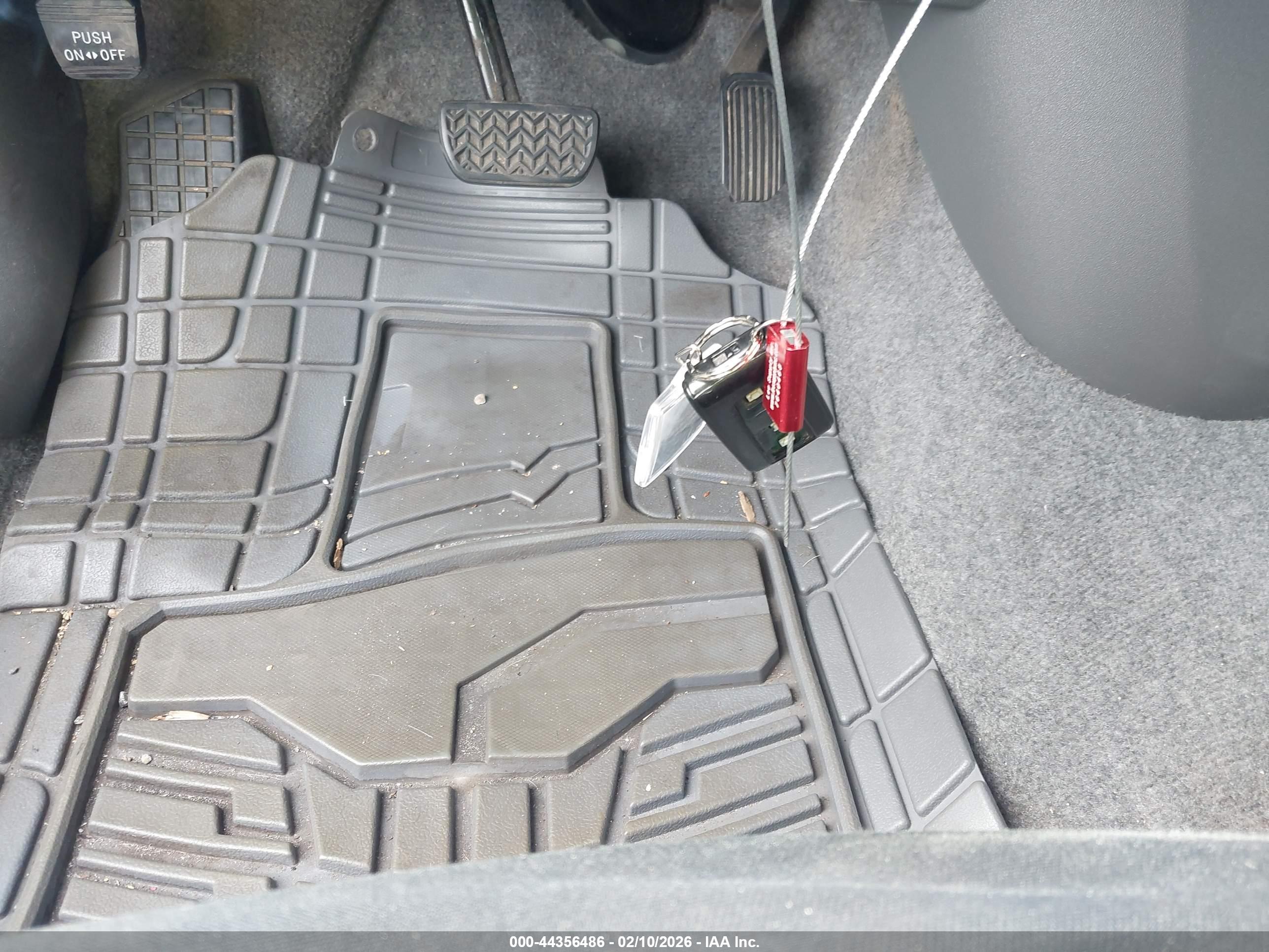 TOYOTA PRIUS image 11