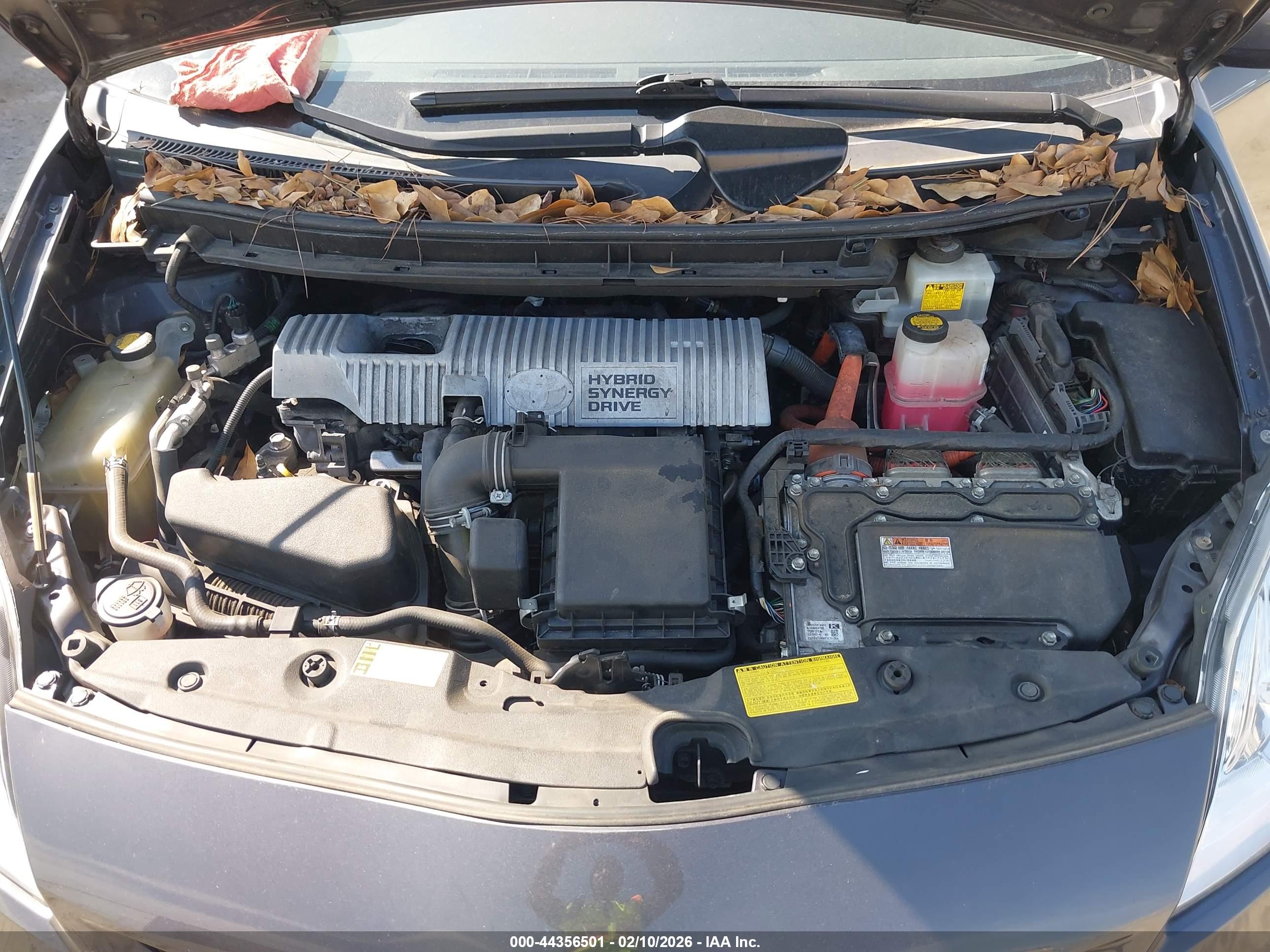 TOYOTA PRIUS image 10