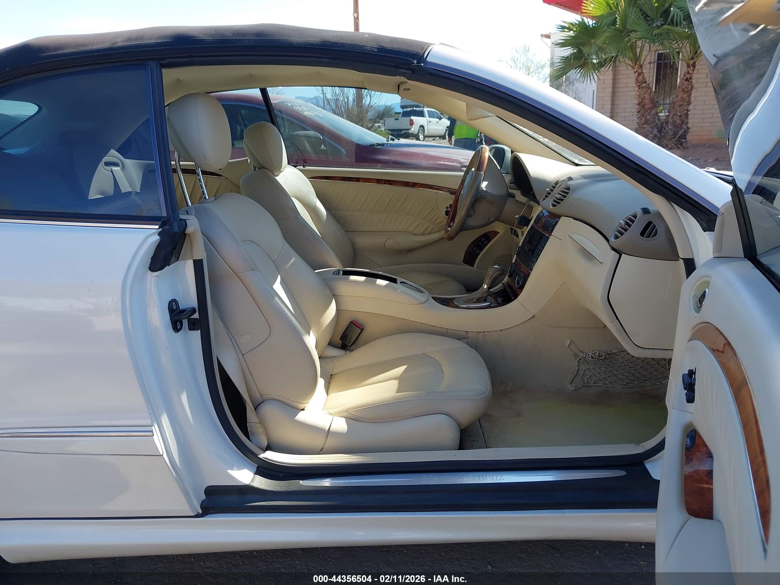 MERCEDES-BENZ CLK image 5